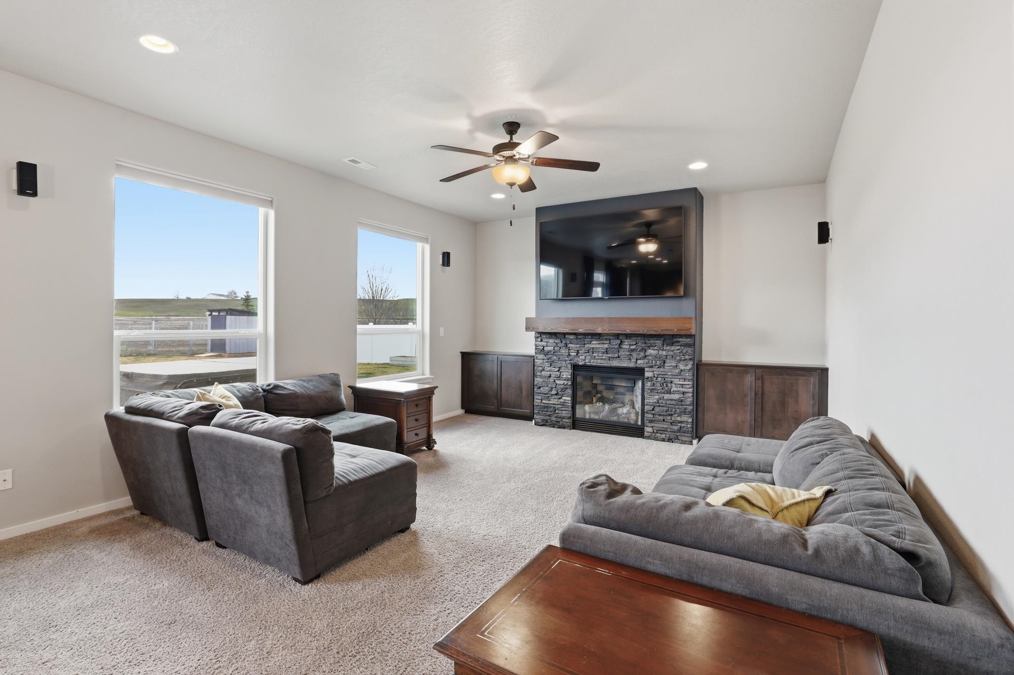 19108 E 15th Ave - Photo 4