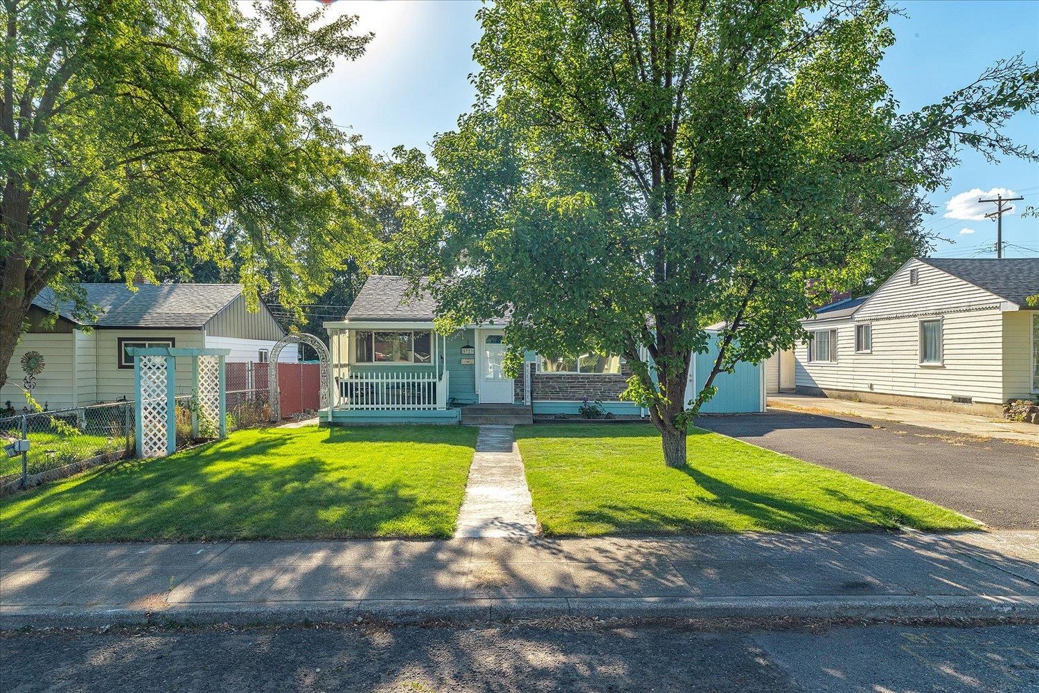 5723 N Loma Dr - Photo 9