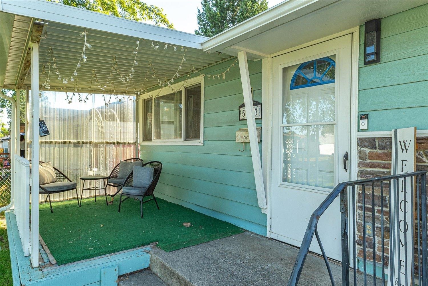 5723 N Loma Dr - Photo 2