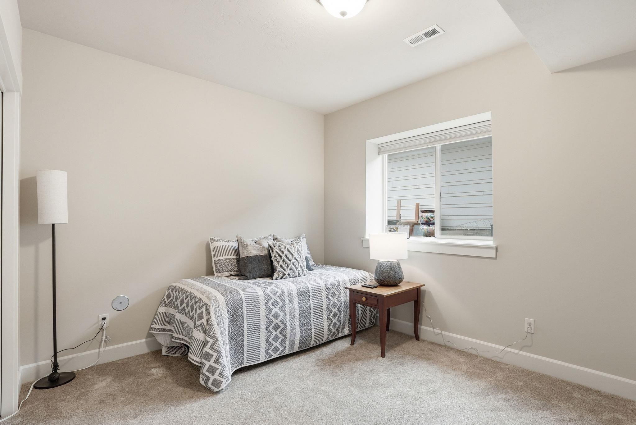 4305 S Bernson Ln - Photo 33
