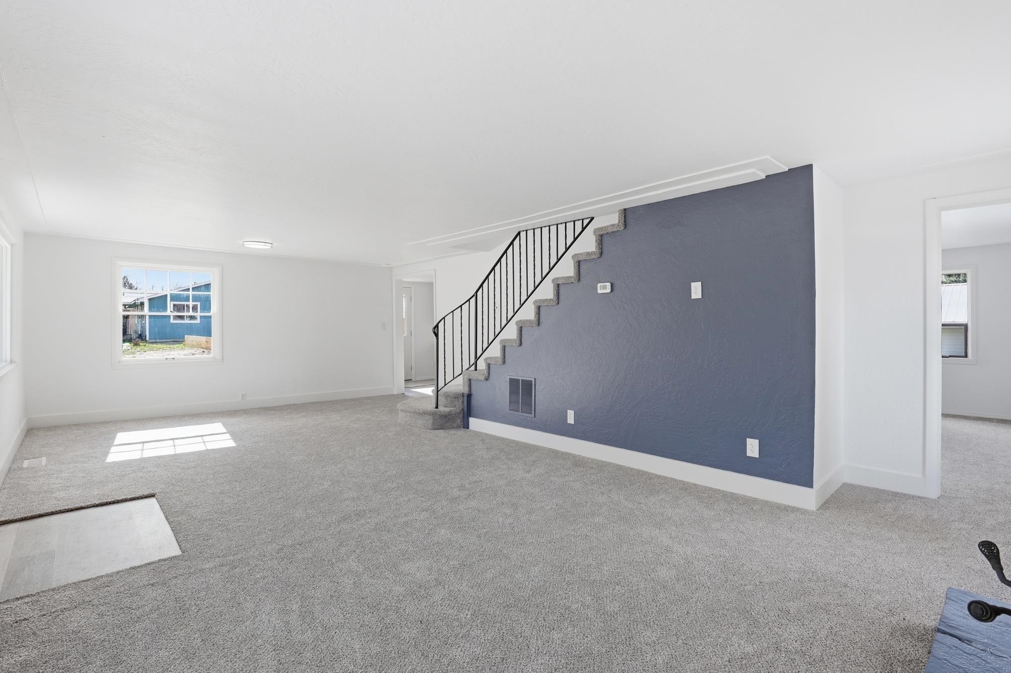 6423 N Washington St - Photo 6