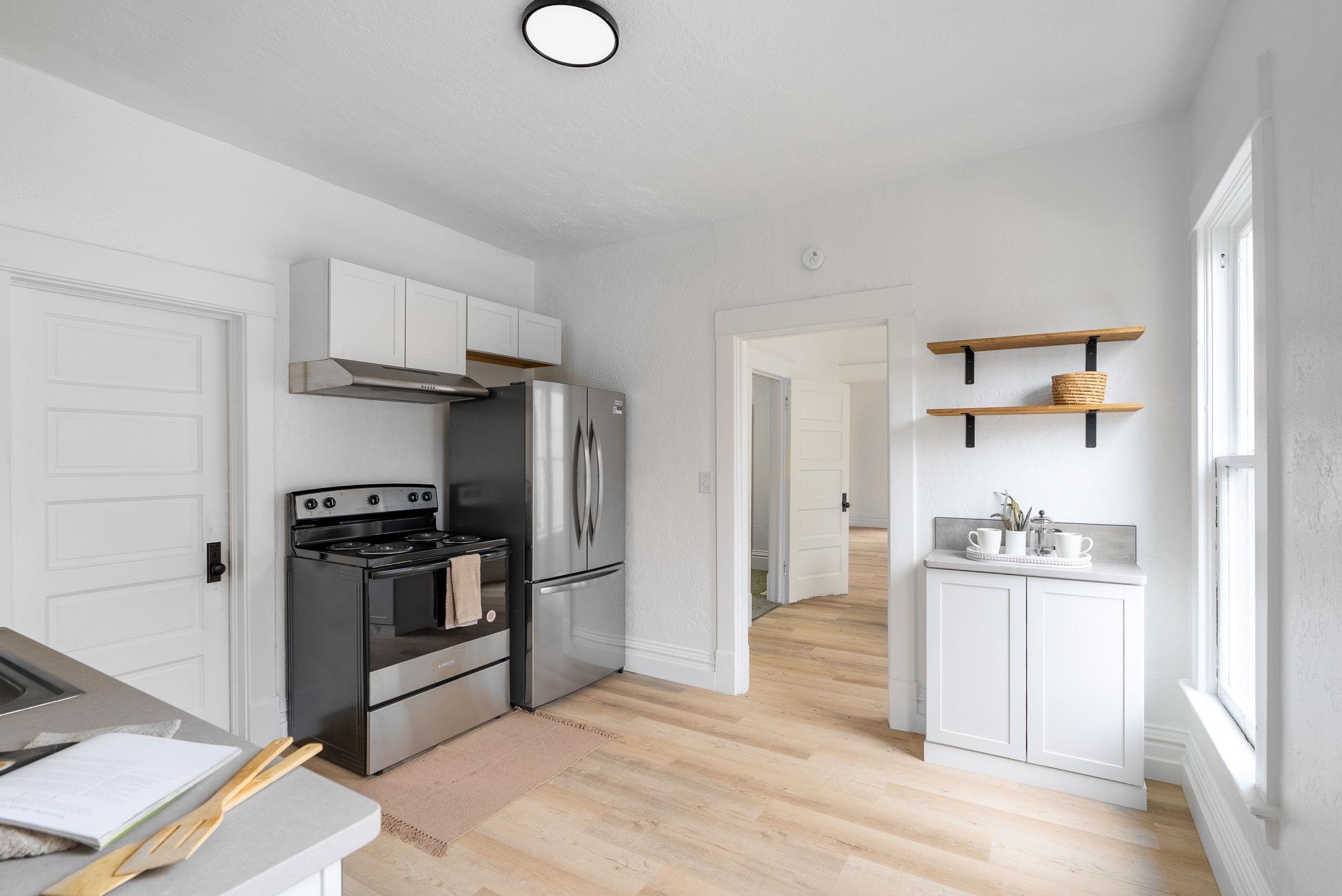 1014 W Spofford Ave - Photo 14
