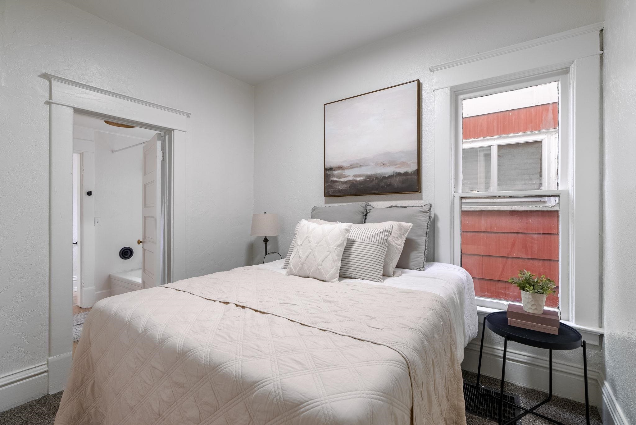 1014 W Spofford Ave - Photo 19