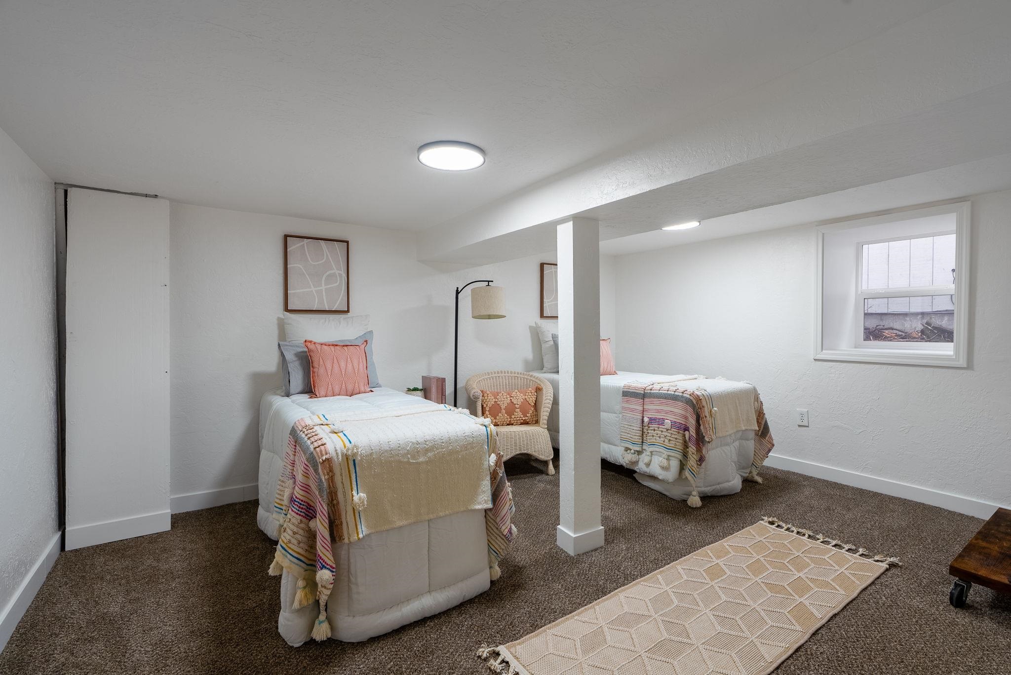 1014 W Spofford Ave - Photo 26
