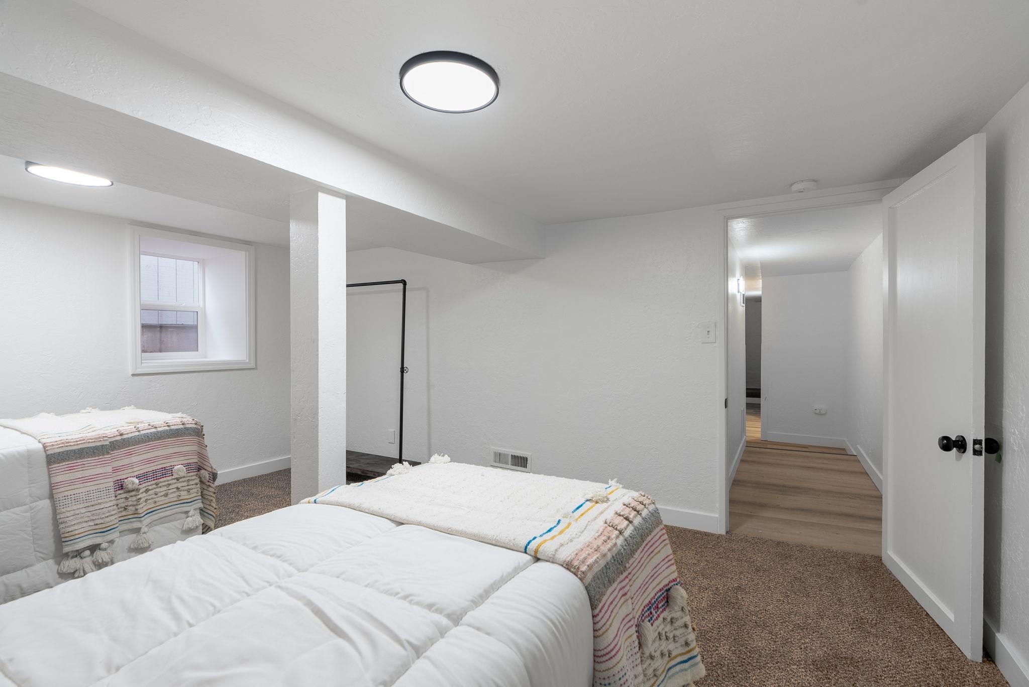 1014 W Spofford Ave - Photo 27