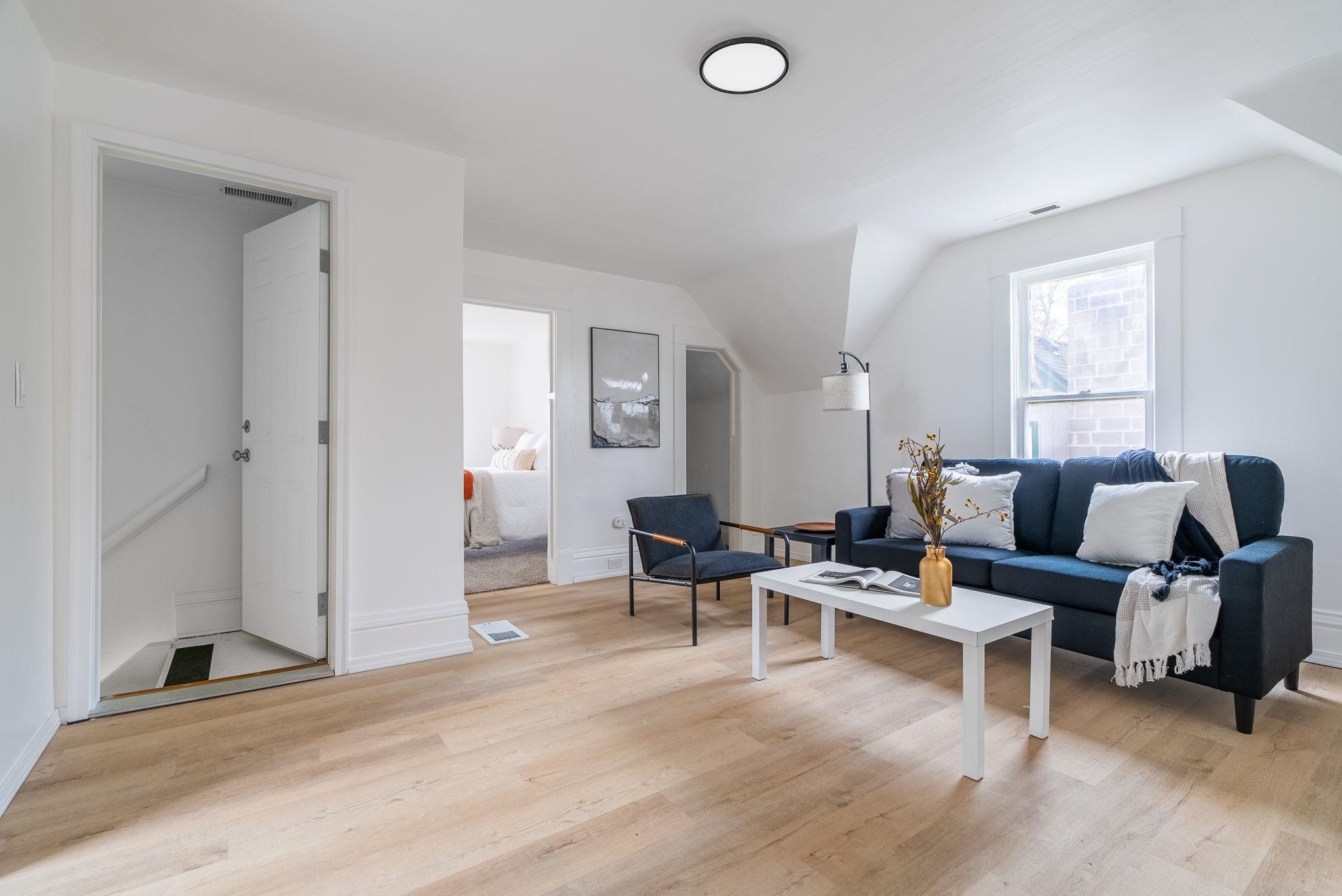 1014 W Spofford Ave - Photo 30