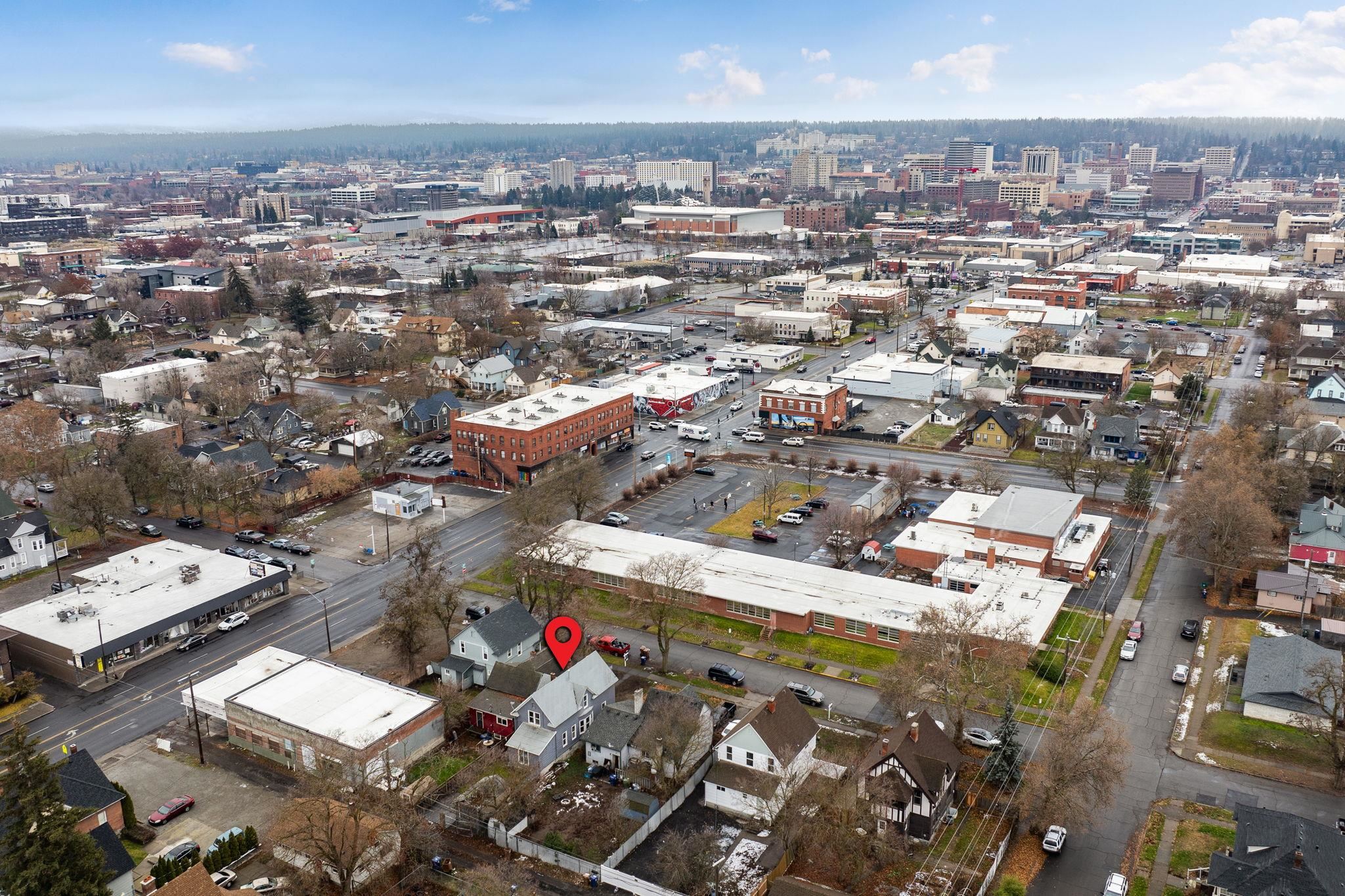 1014 W Spofford Ave - Photo 45