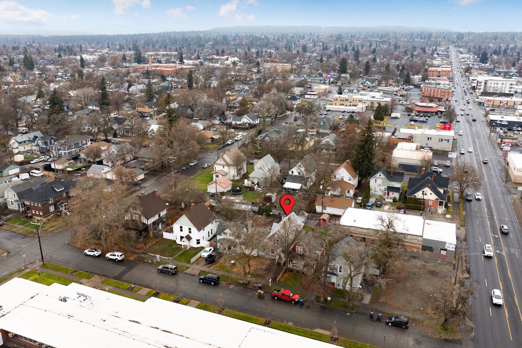 1014 W Spofford Ave - Photo 46