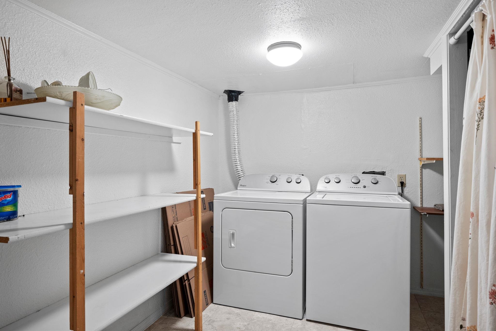 207 W 27TH Ave - Photo 16