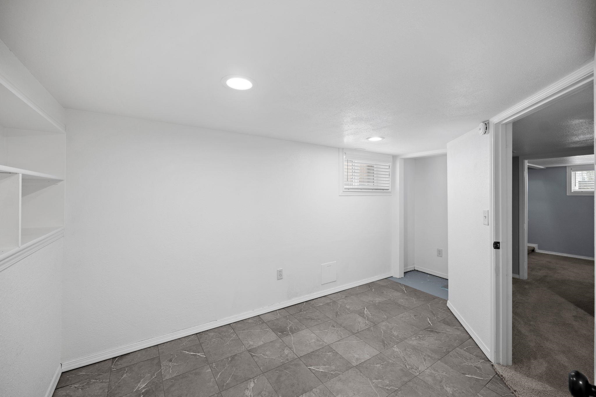 207 W 27TH Ave - Photo 17