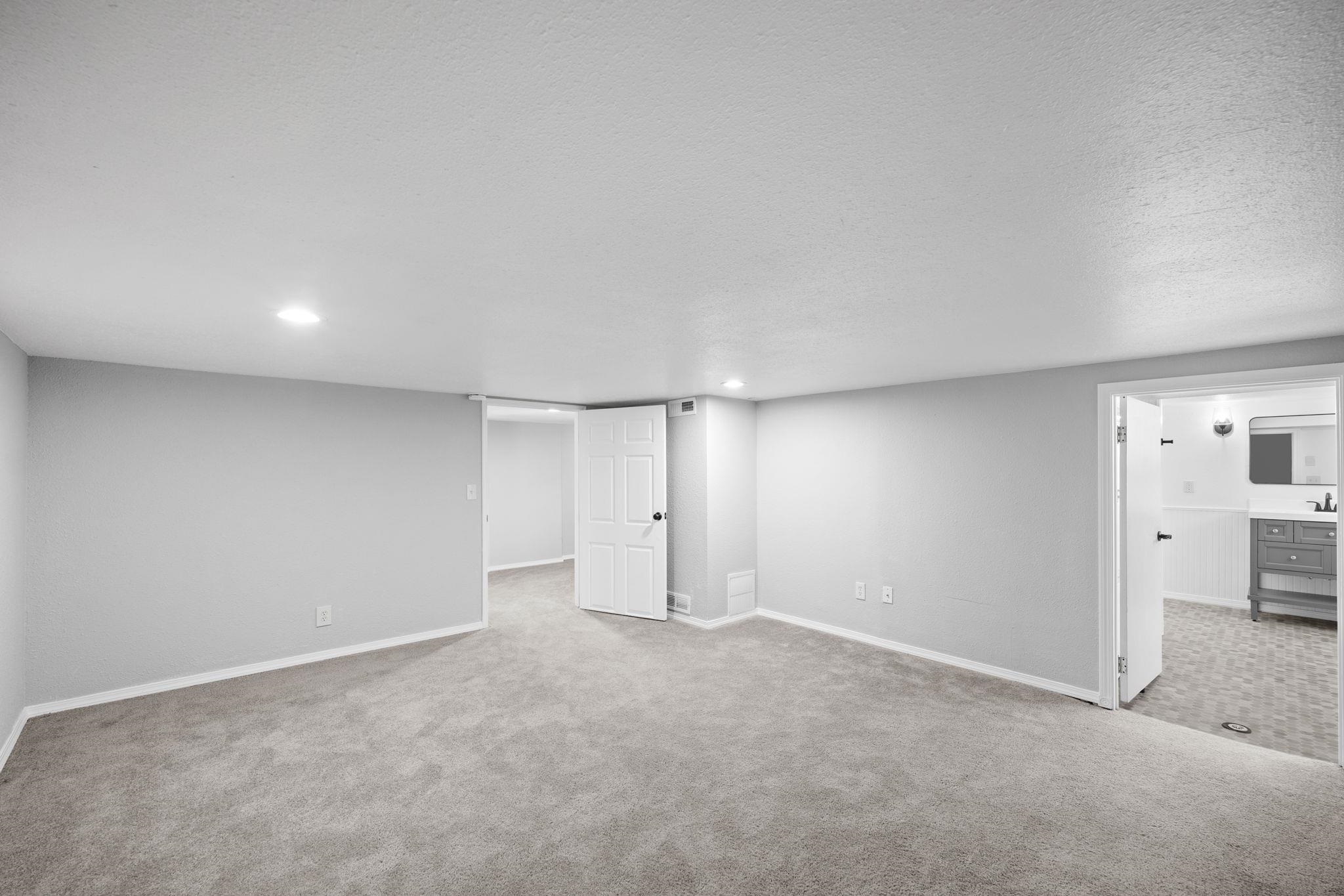 207 W 27TH Ave - Photo 19