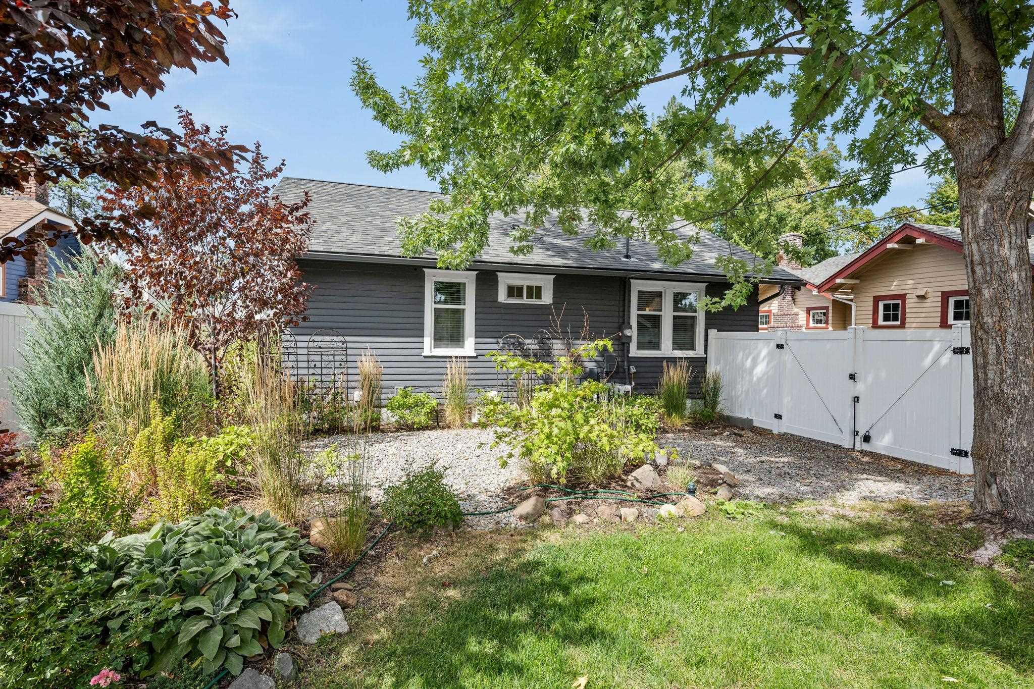 207 W 27TH Ave - Photo 23