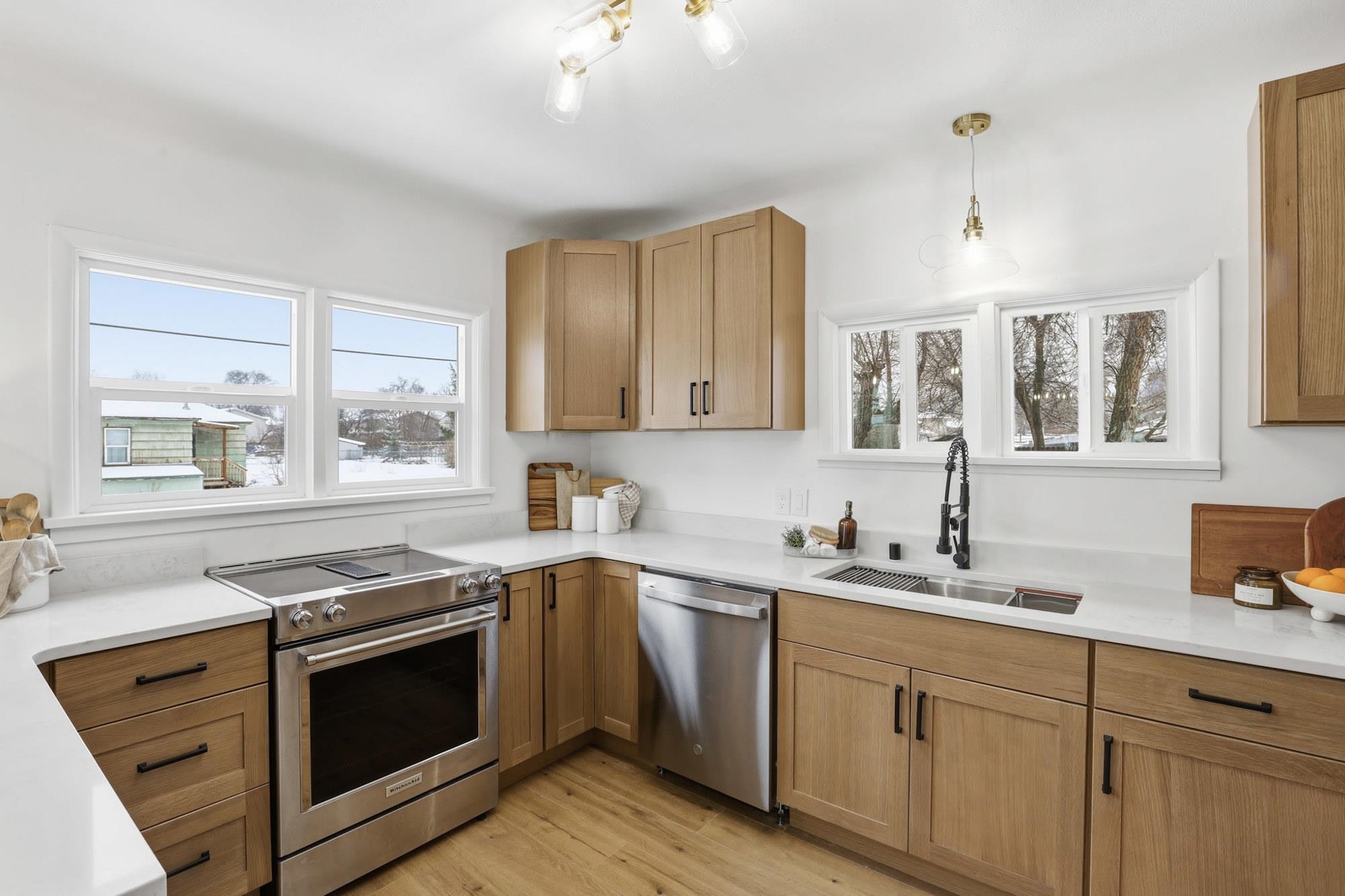 11022 E 4TH Ave - Photo 13