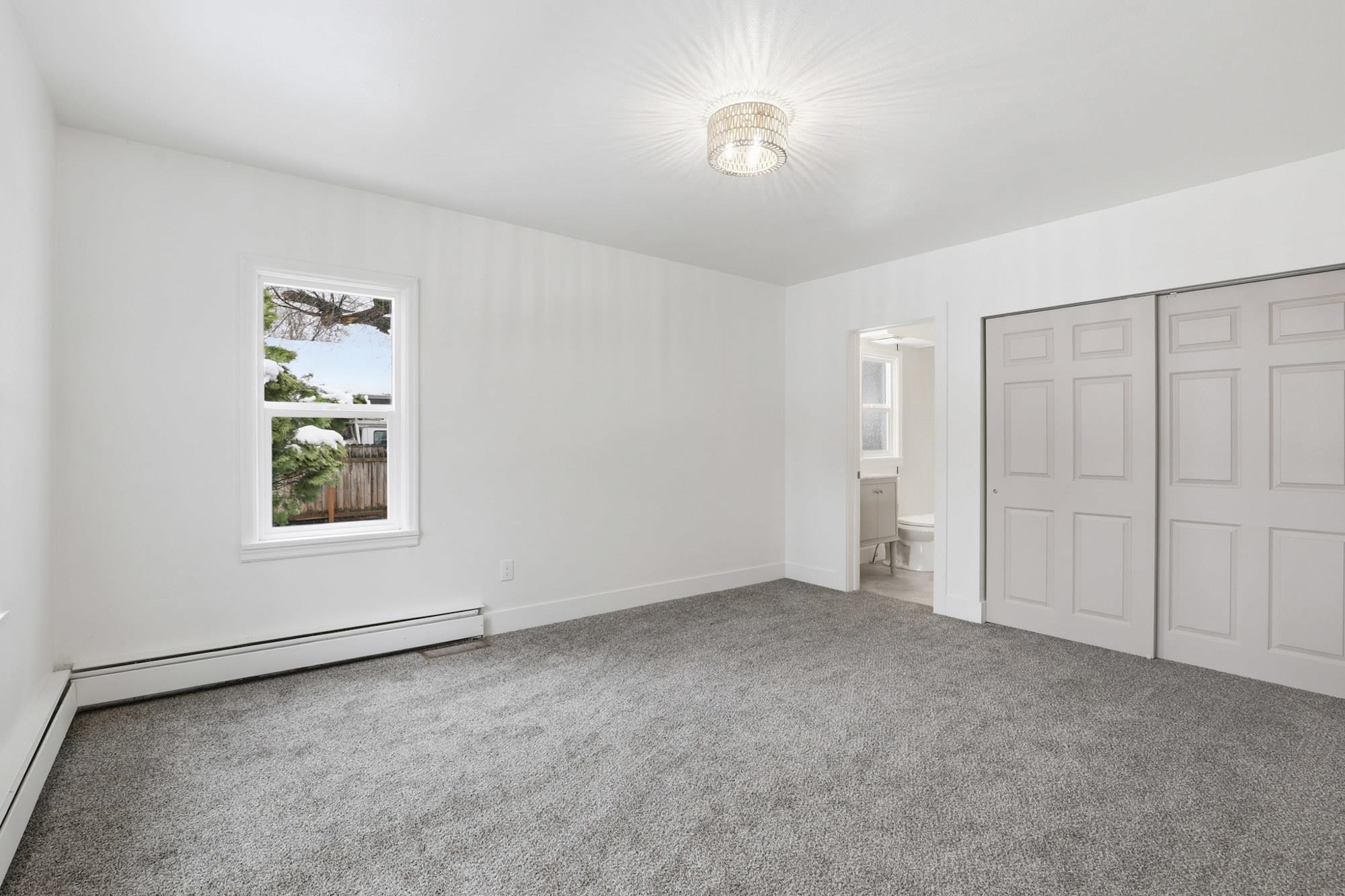 11022 E 4TH Ave - Photo 18