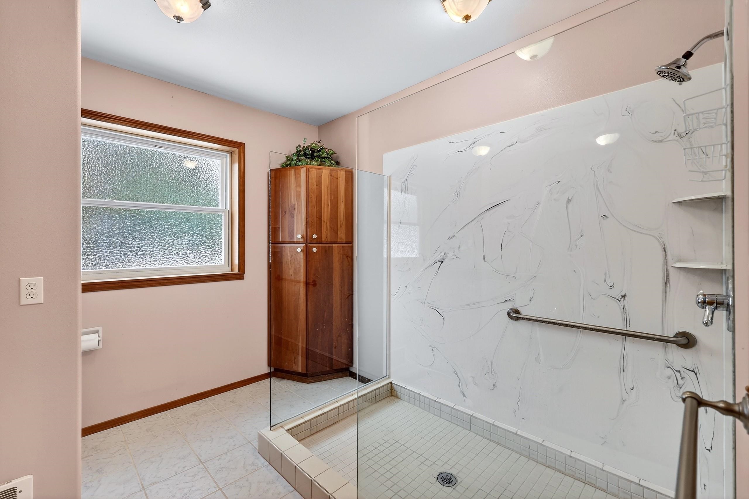 245 Jade Dr - Photo 17
