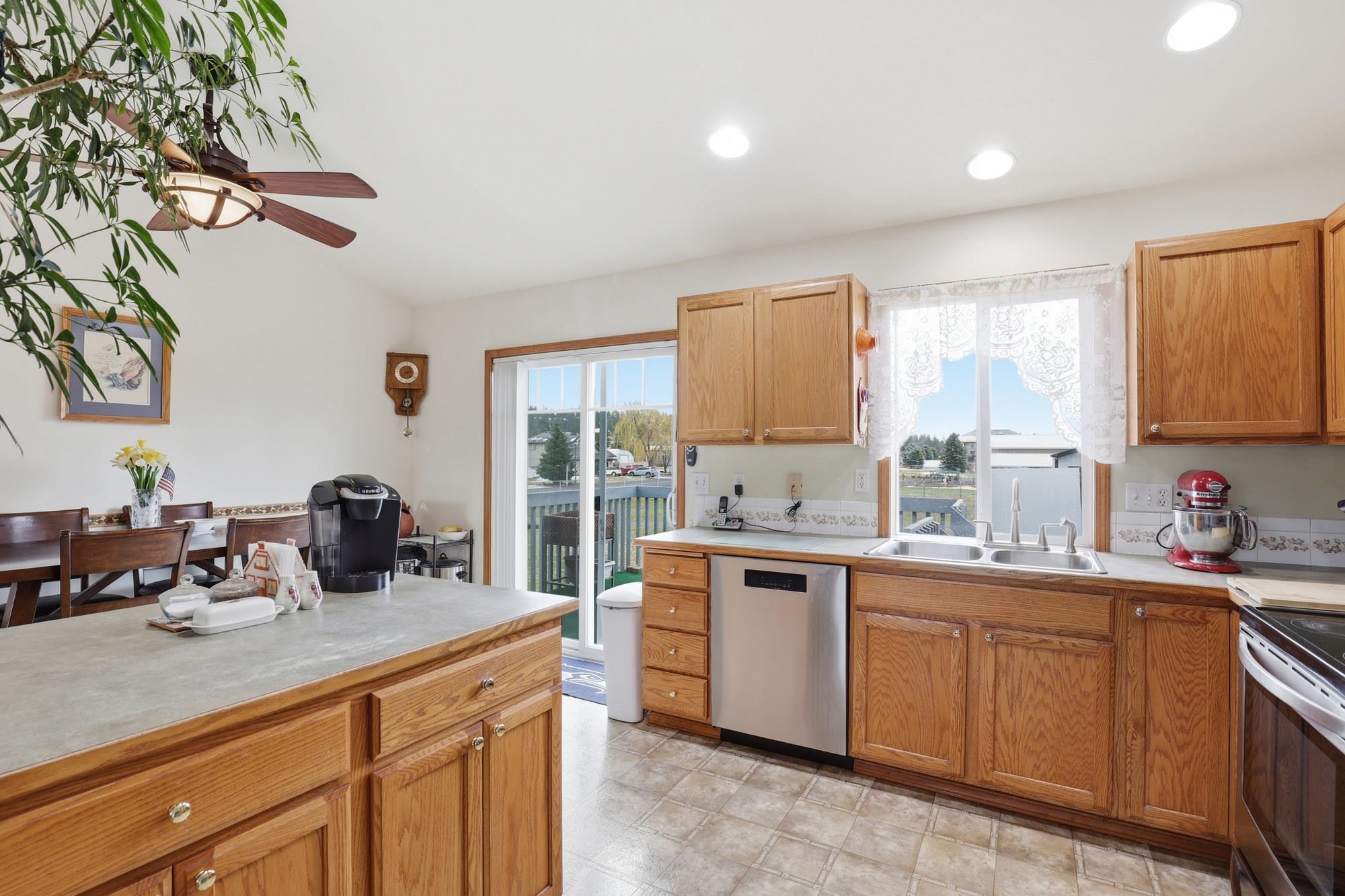 6171 Moriah Dr - Photo 8