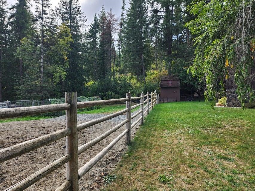 451 Monumental Rd - Photo 41