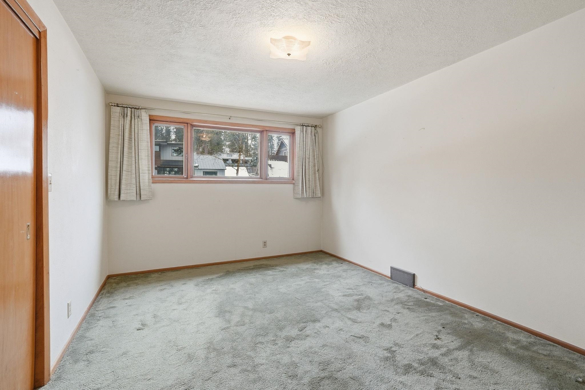 1022 W 16th Ave - Photo 17