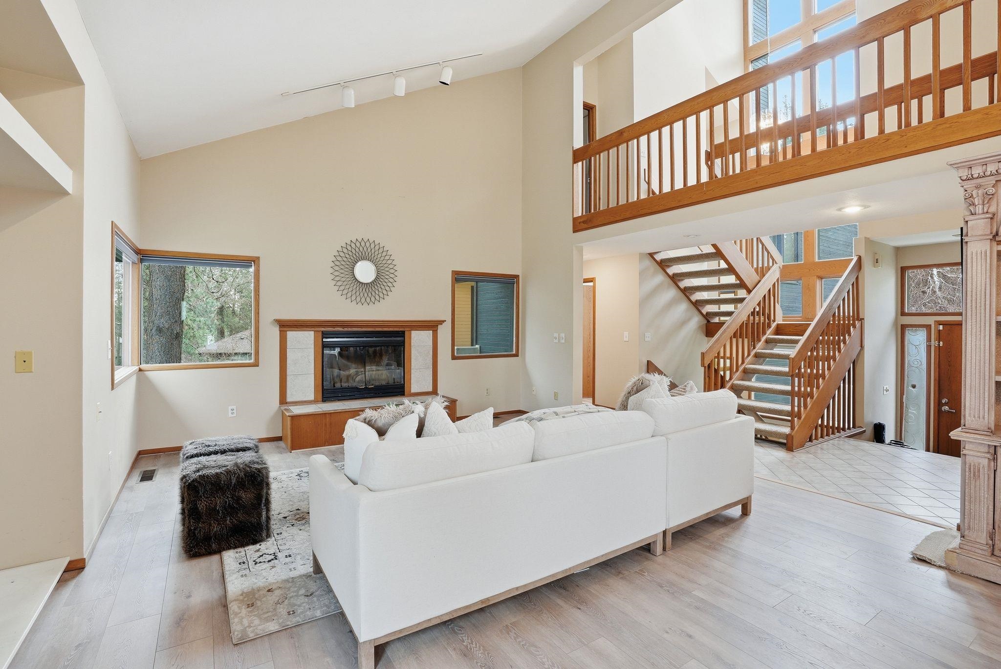 3612 S Morrill Dr - Photo 4
