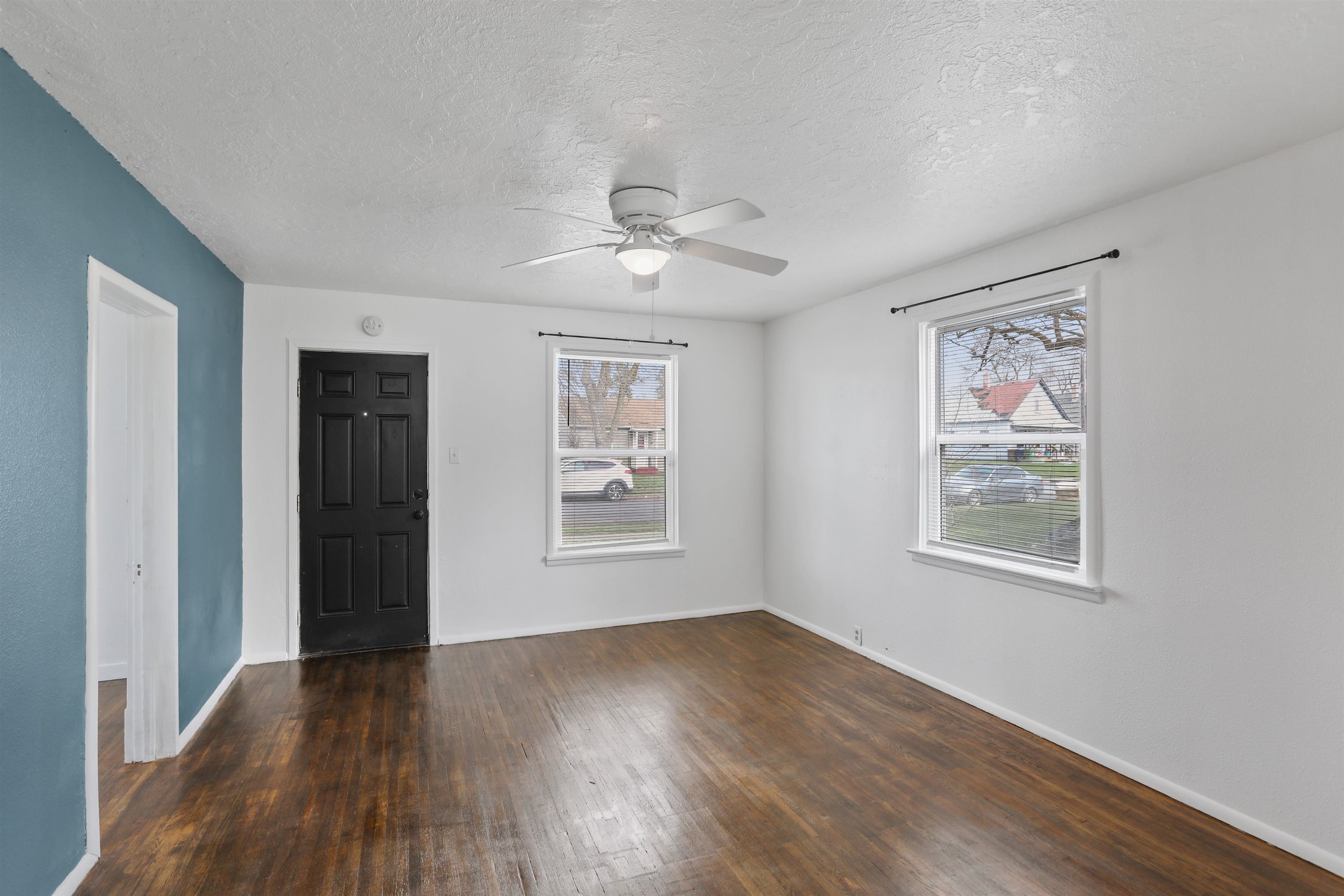 1324 E Broad Ave - Photo 8