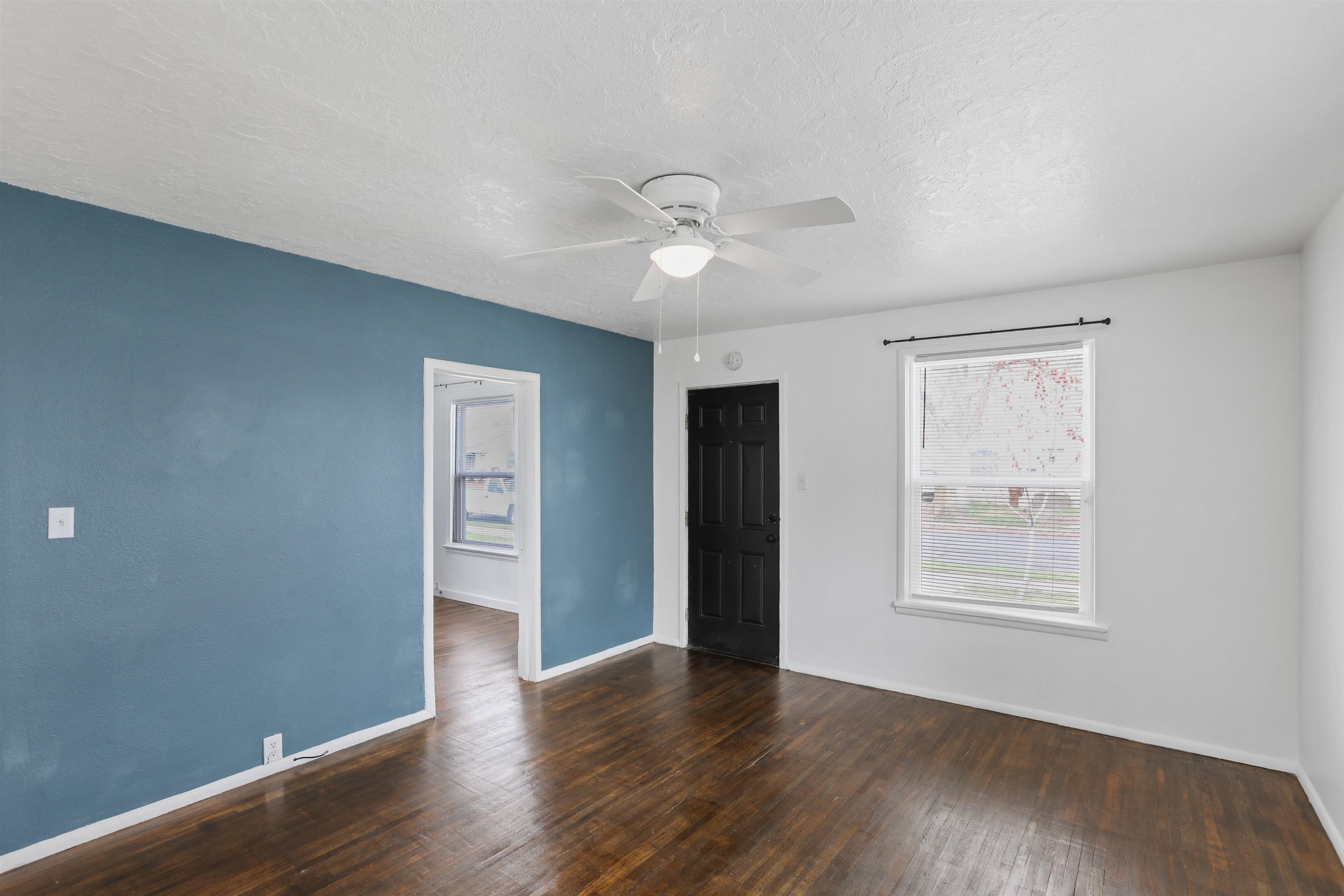 1324 E Broad Ave - Photo 9