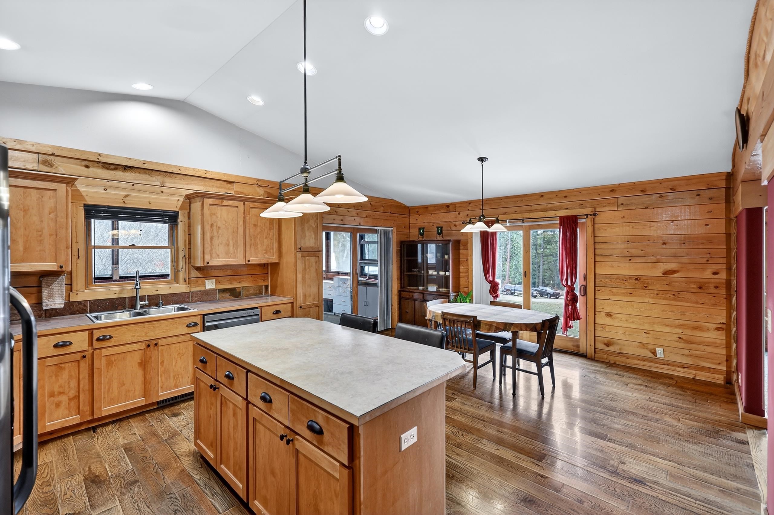 1371 Willms Rd - Photo 5