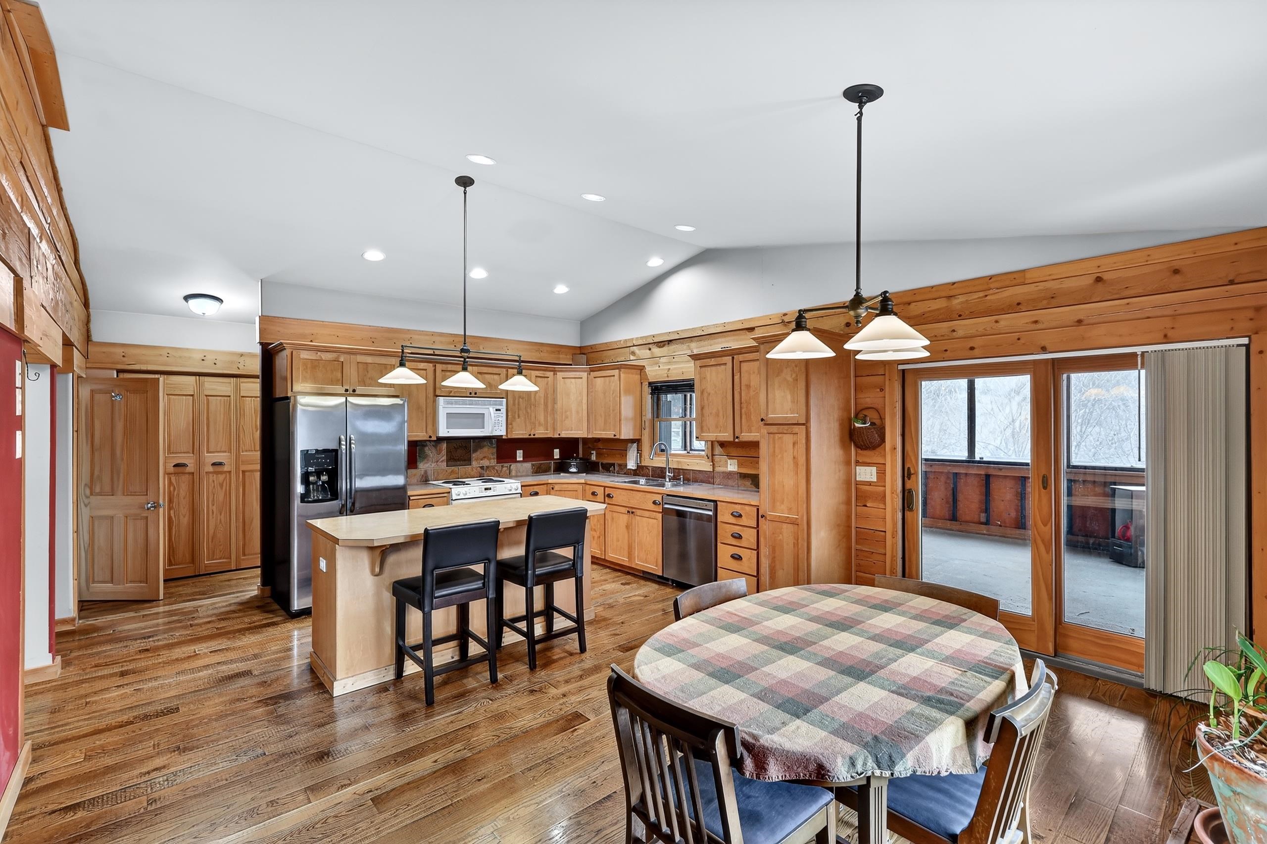 1371 Willms Rd - Photo 6