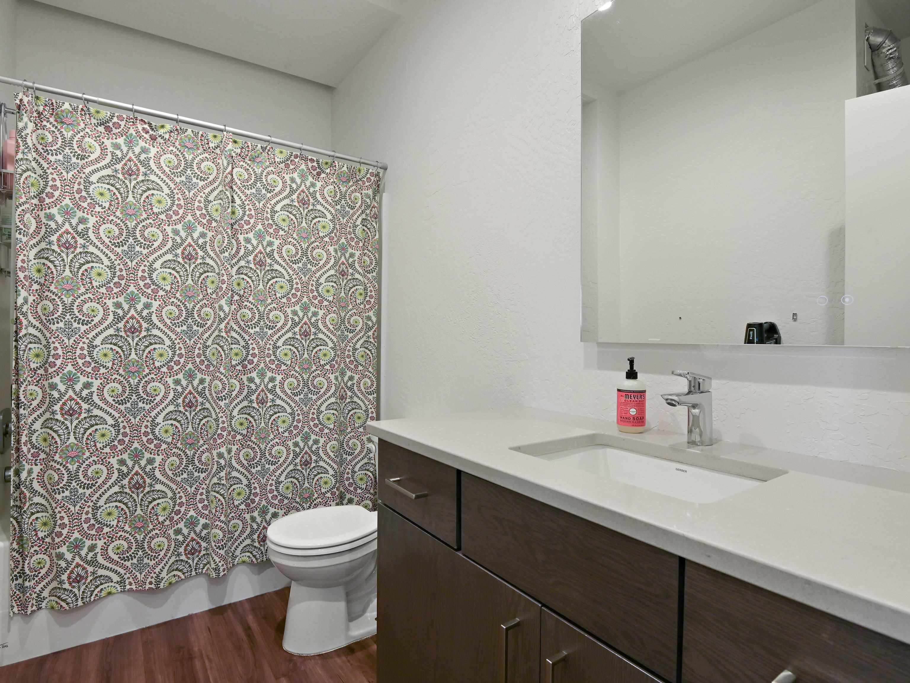 2336 W 1st Ave - Photo 45