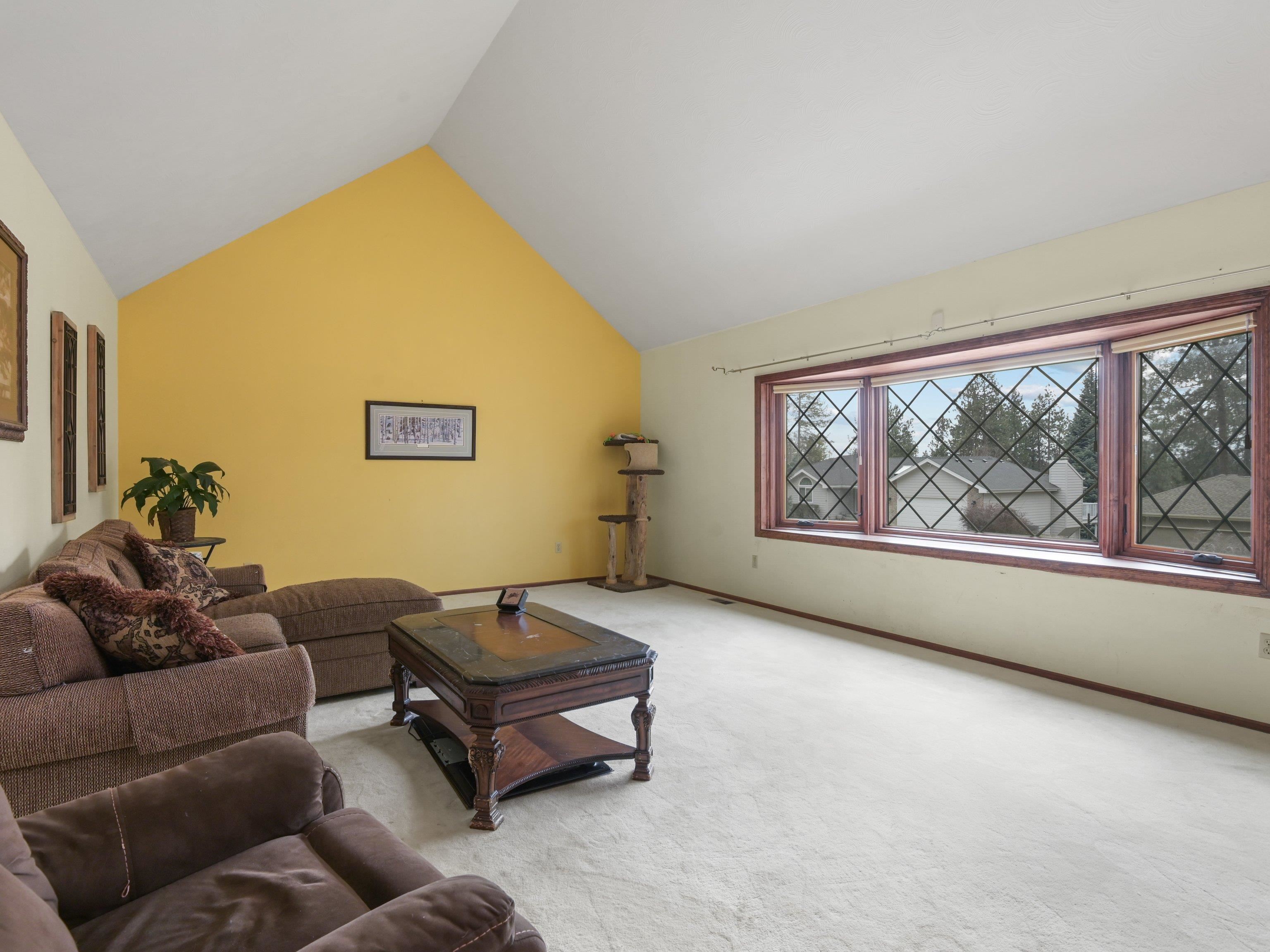 10048 N Seminole Dr - Photo 5