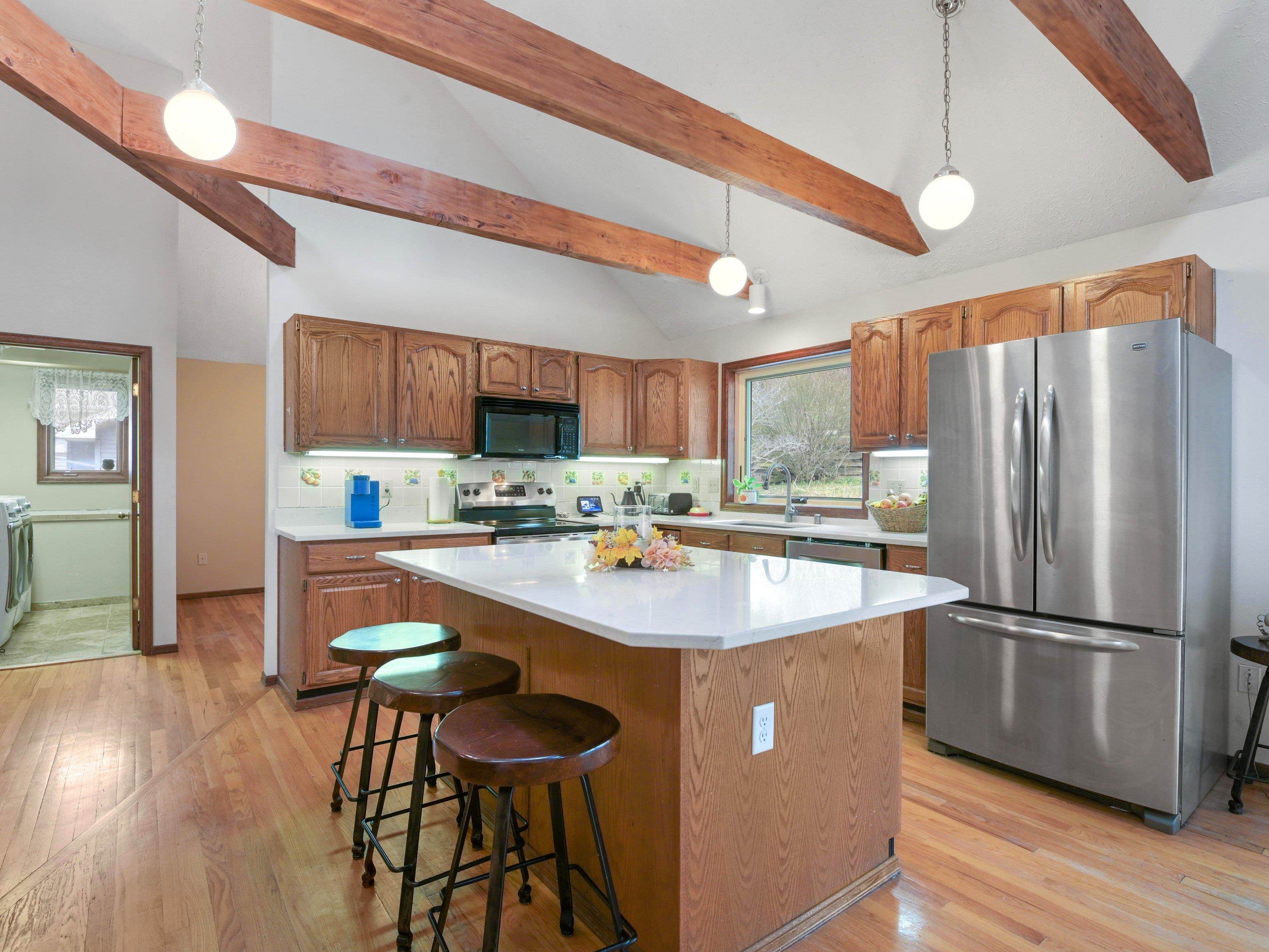 10048 N Seminole Dr - Photo 8