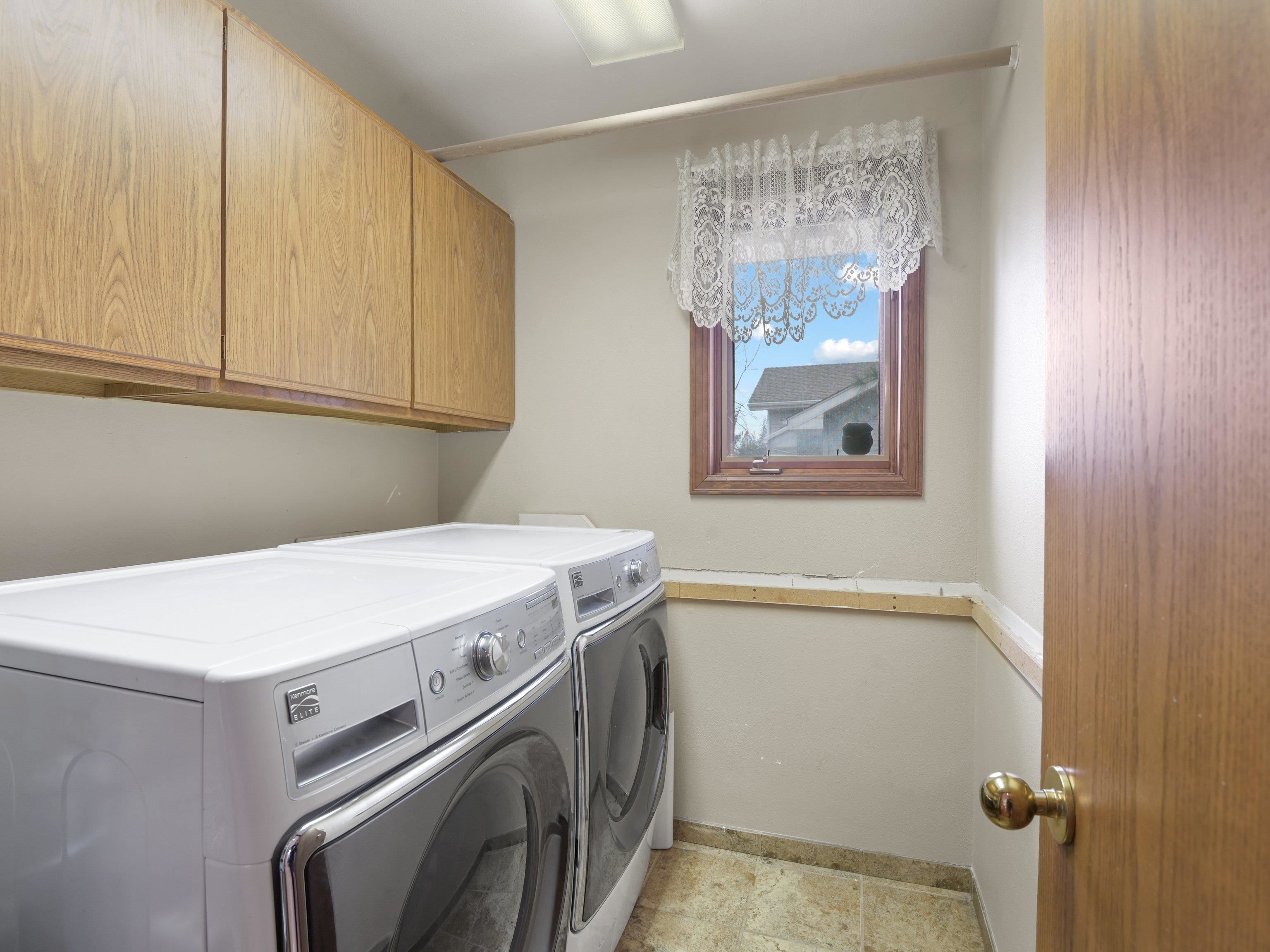 10048 N Seminole Dr - Photo 9