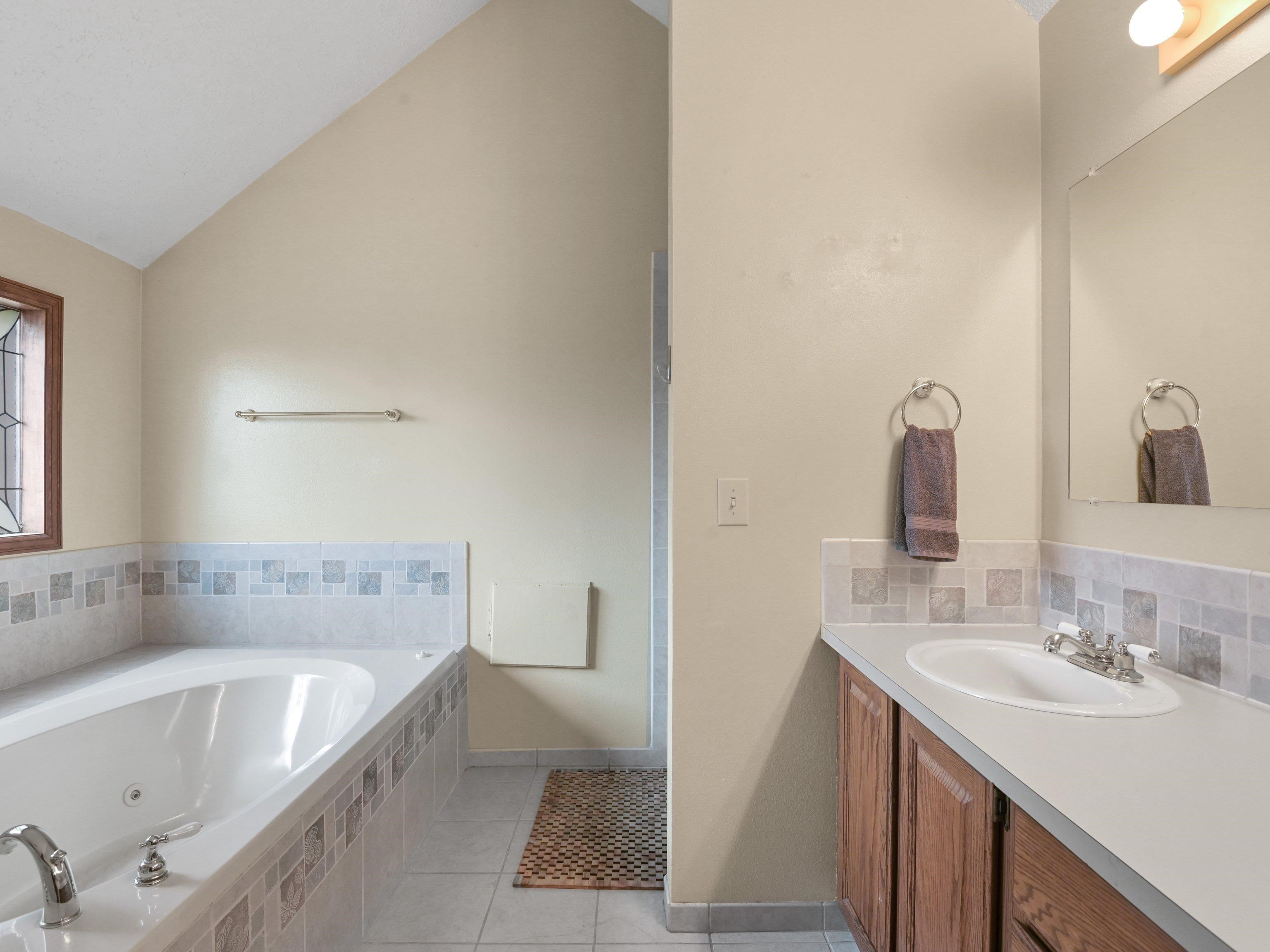 10048 N Seminole Dr - Photo 24