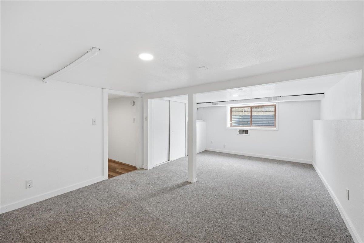3219 E 36th Ave - Photo 22