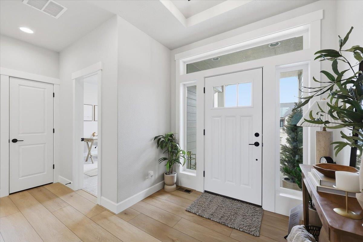 1304 S Manifold Rd - Photo 3