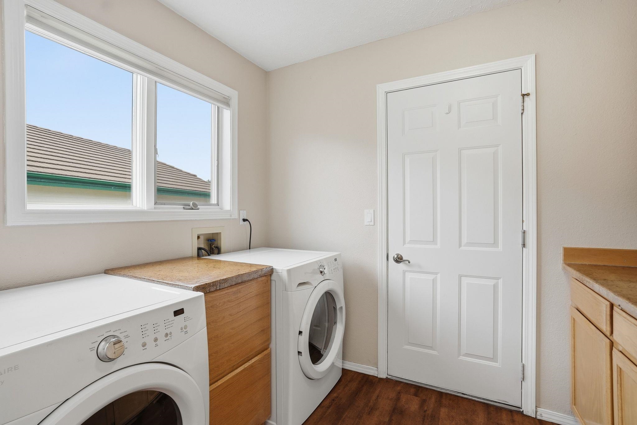 520 N Village Ln - Photo 21