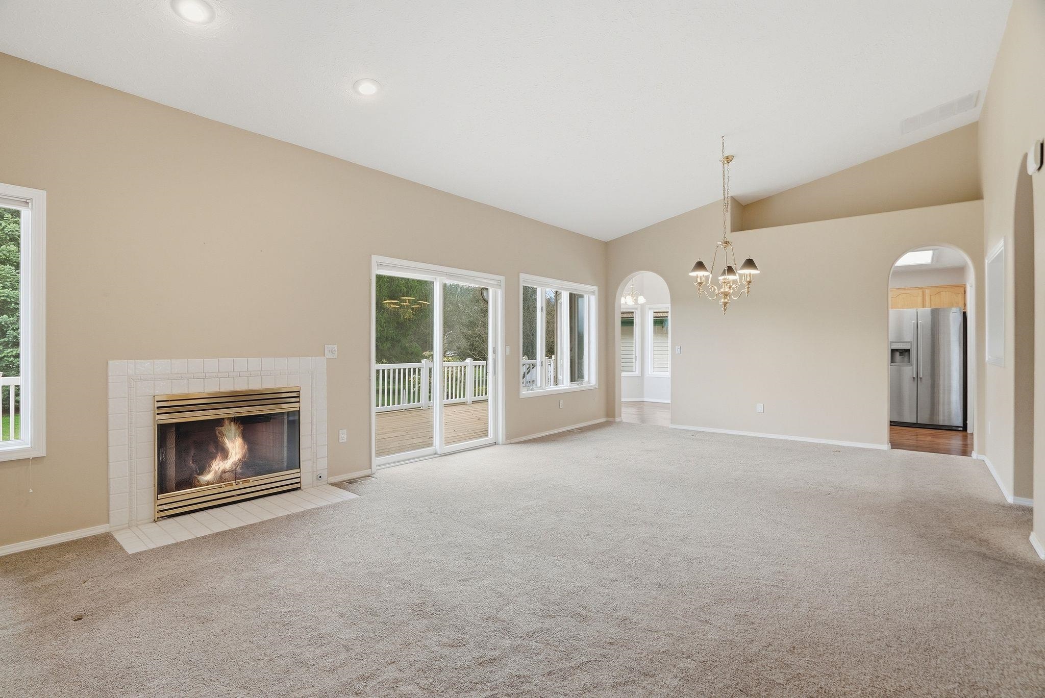 520 N Village Ln - Photo 4