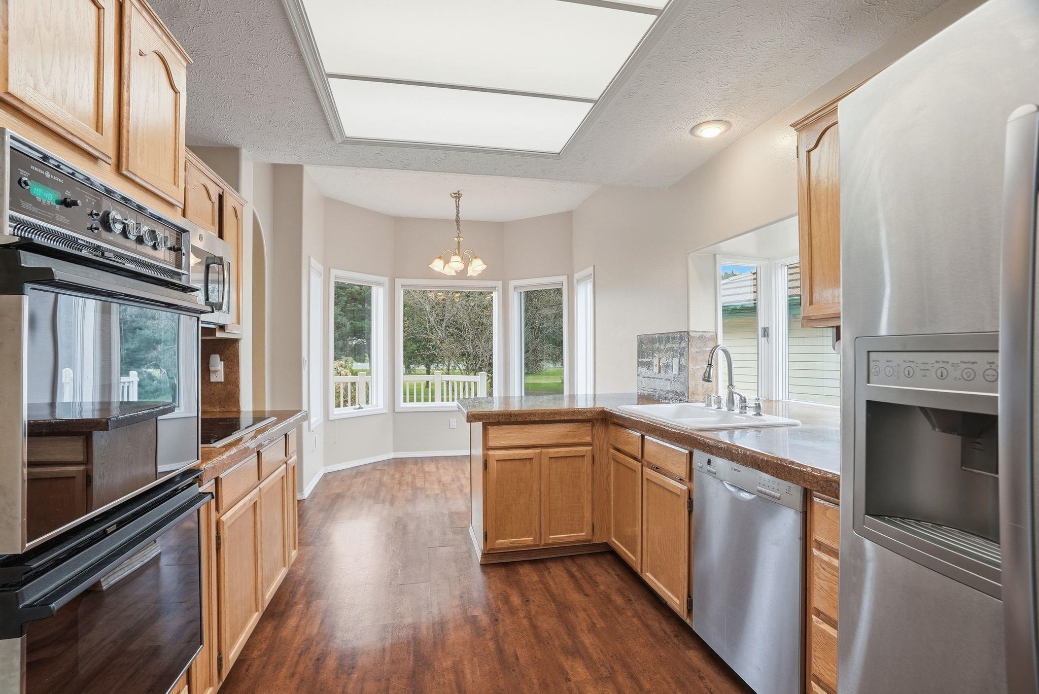 520 N Village Ln - Photo 9