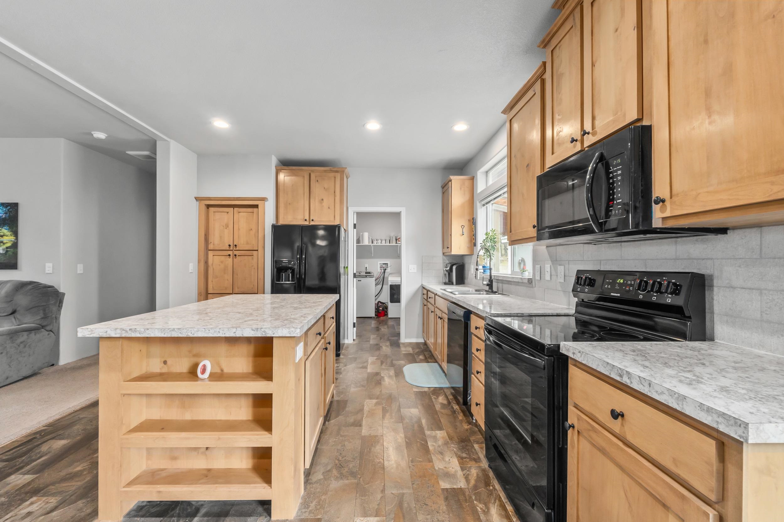 1477 D College Ln - Photo 11