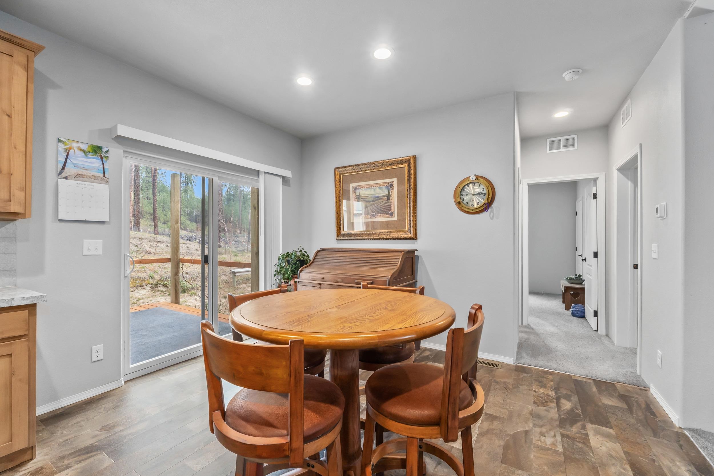 1477 D College Ln - Photo 12