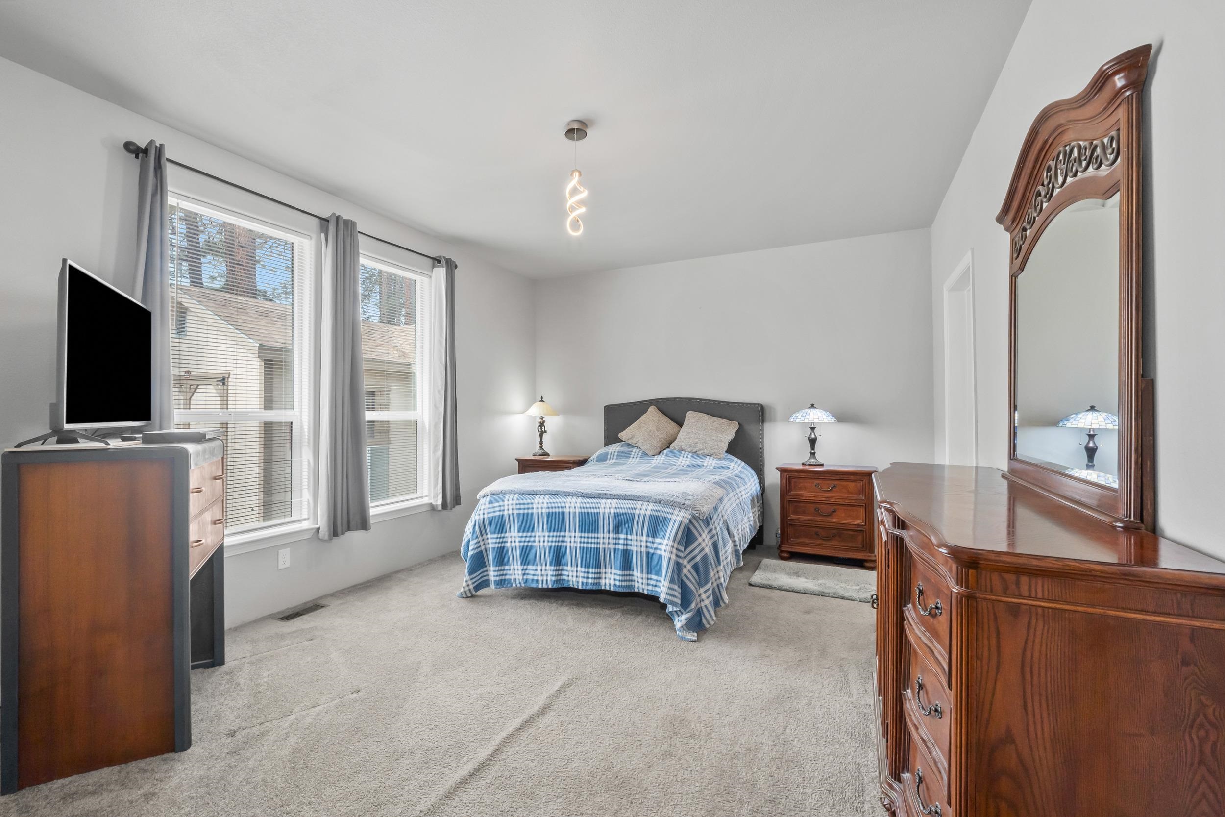 1477 D College Ln - Photo 4
