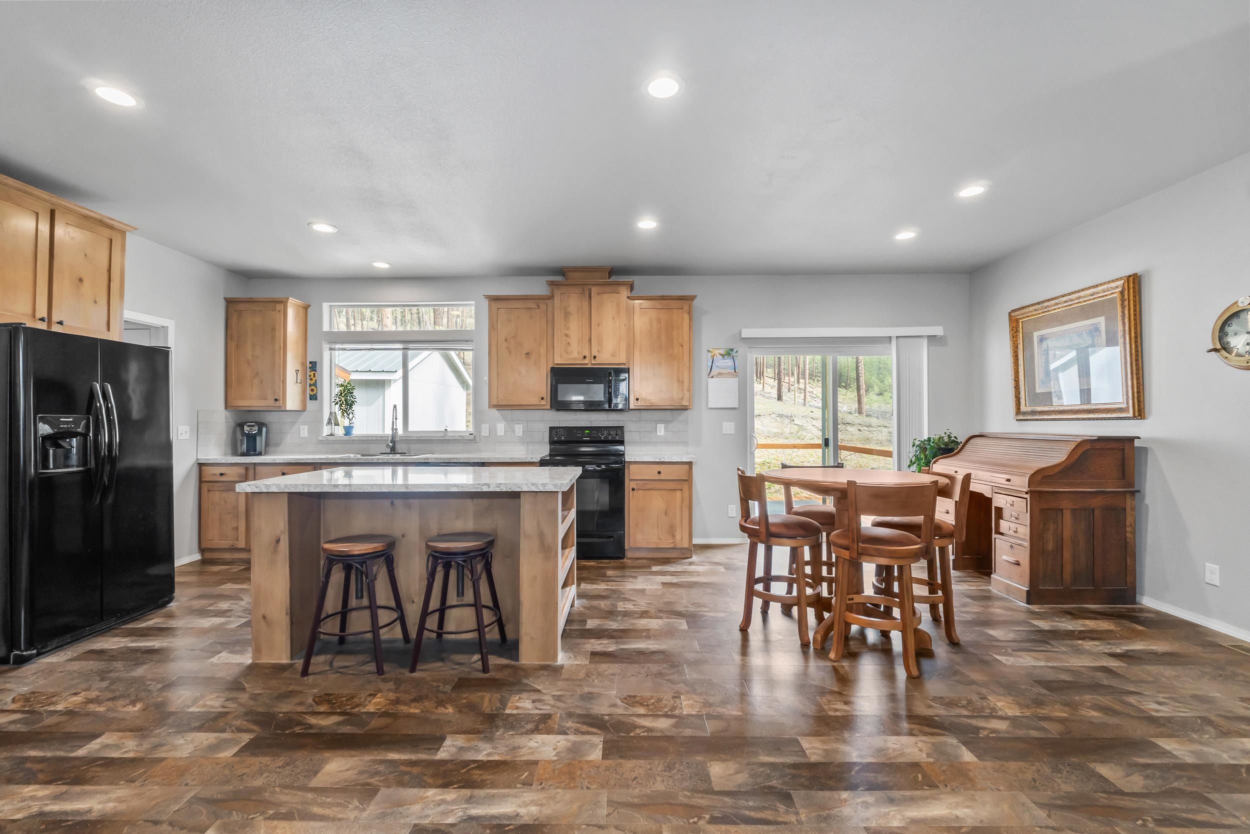 1477 D College Ln - Photo 13
