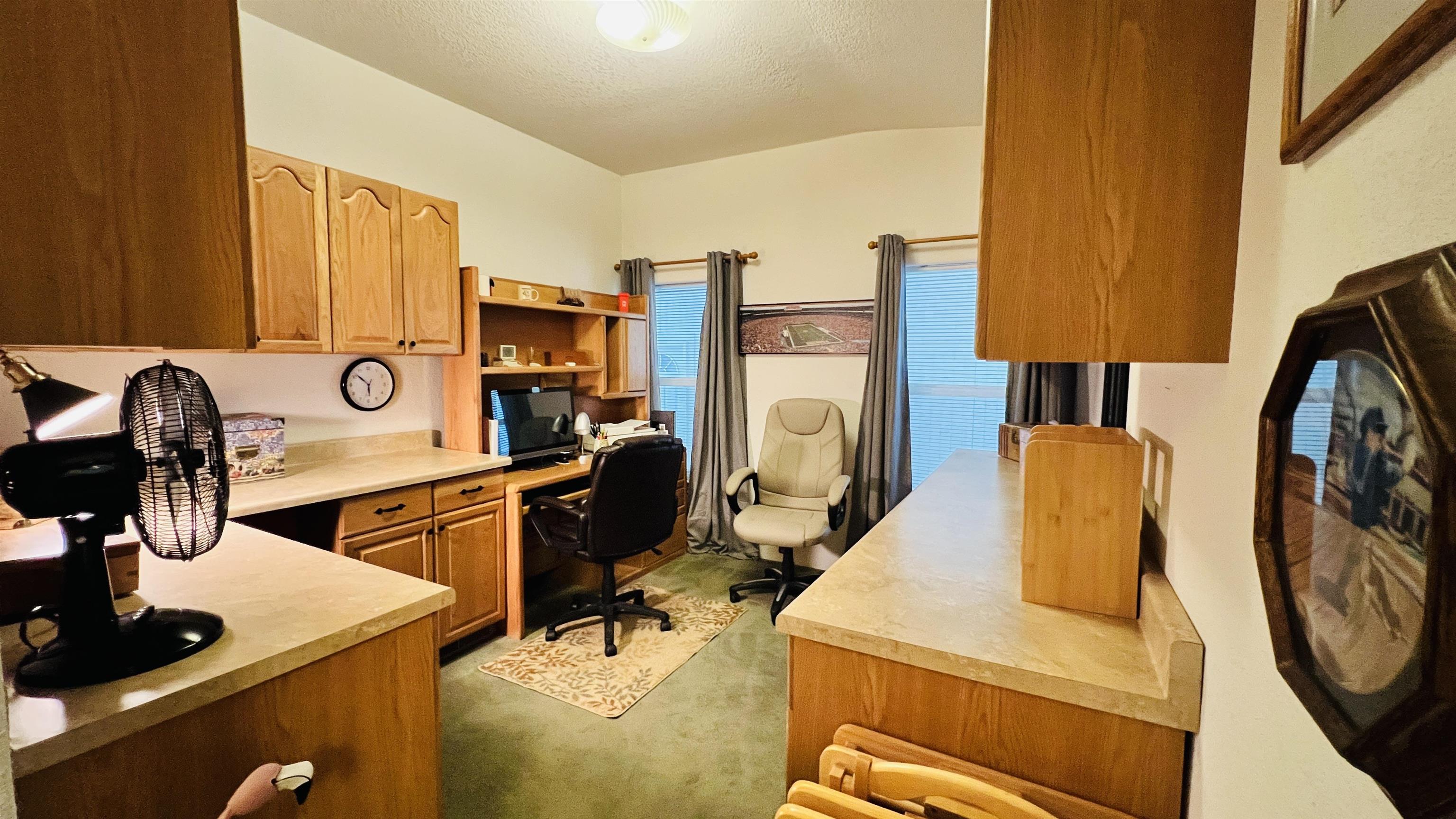 7010 W Dahl Rd - Photo 32