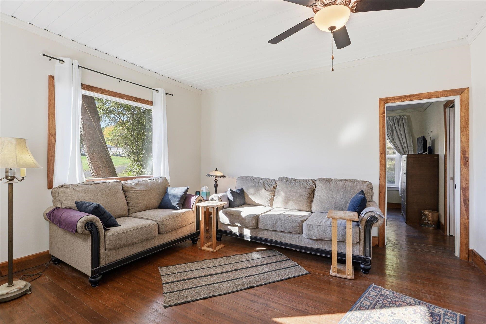 602 W Bartlett St - Photo 2