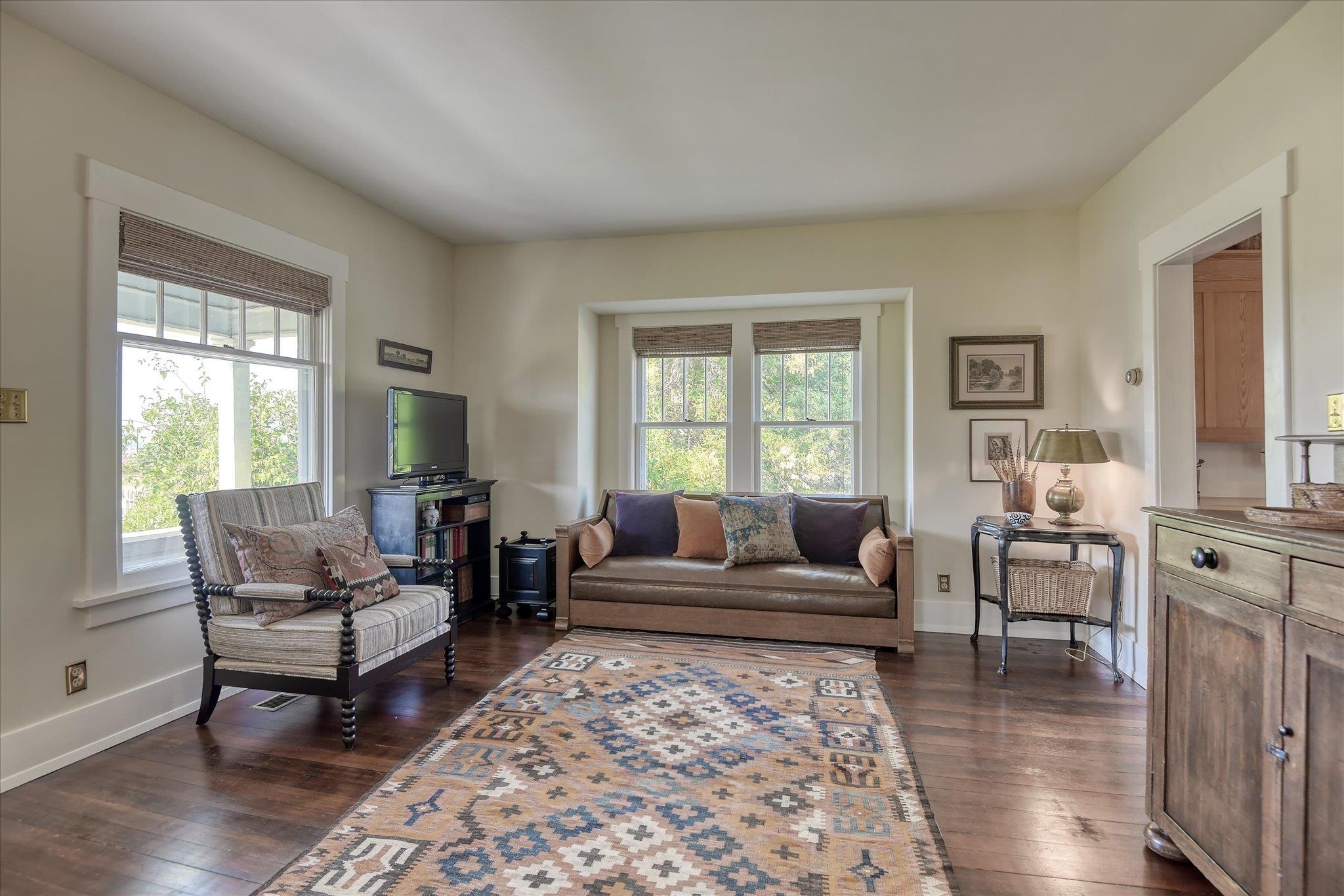 20512 N Hazard Rd - Photo 3
