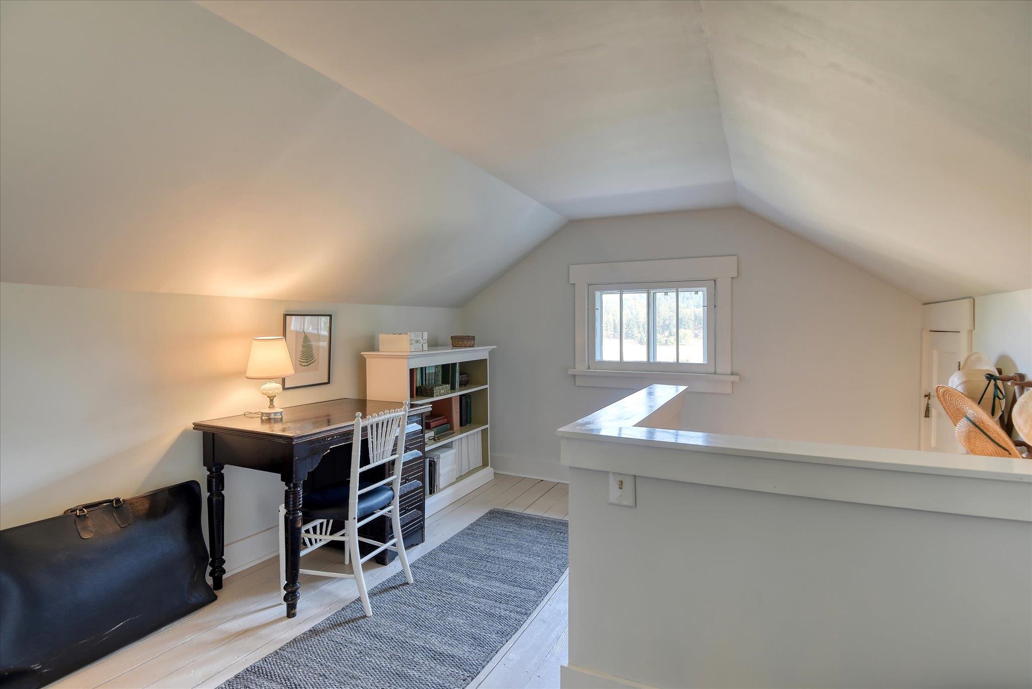 20512 N Hazard Rd - Photo 17