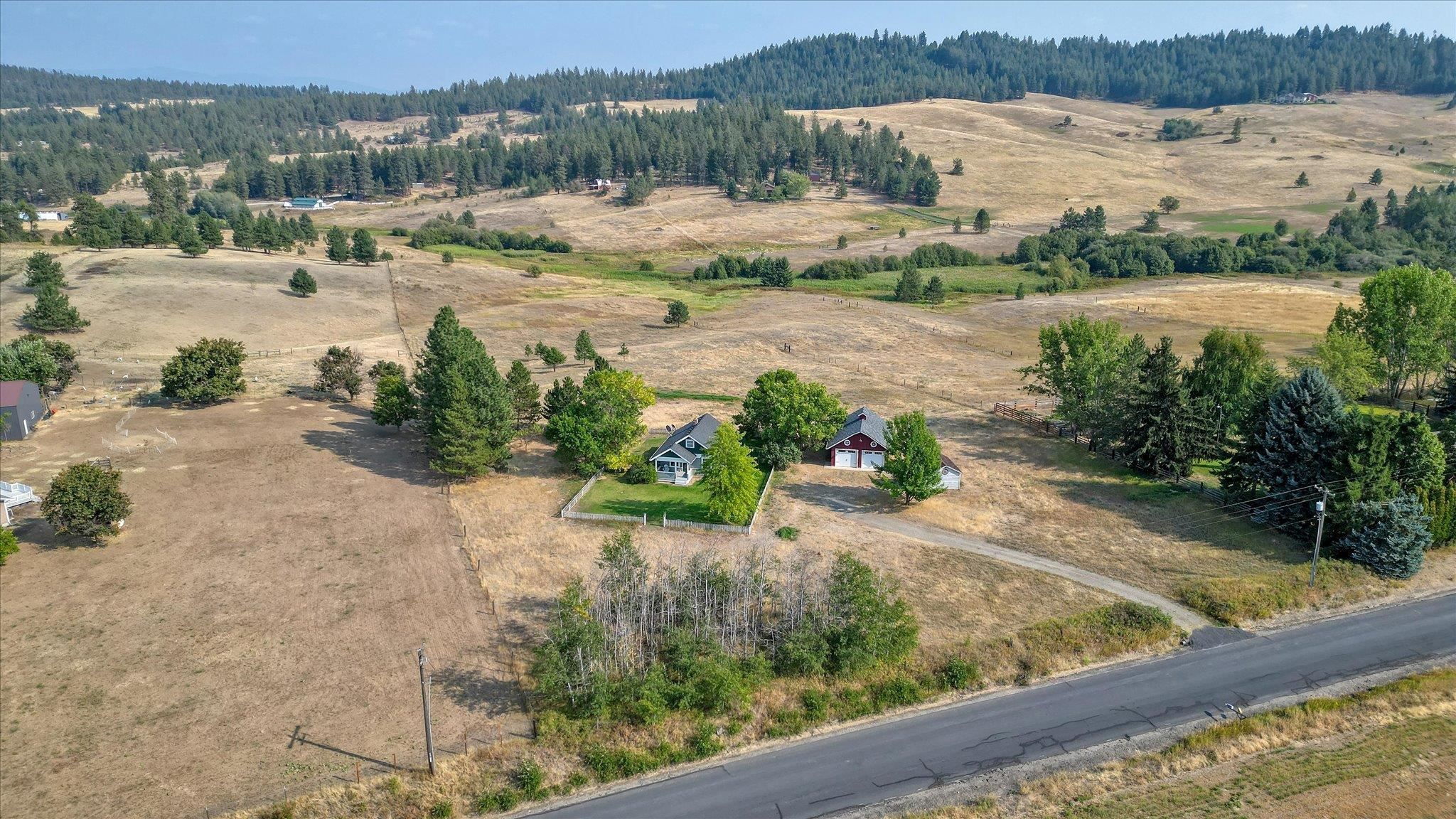 20512 N Hazard Rd - Photo 21