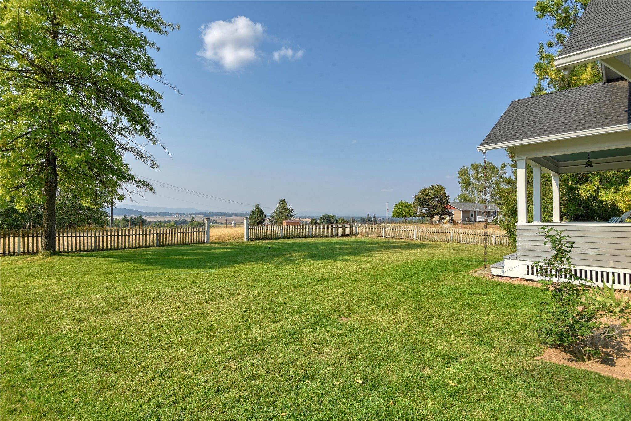 20512 N Hazard Rd - Photo 25