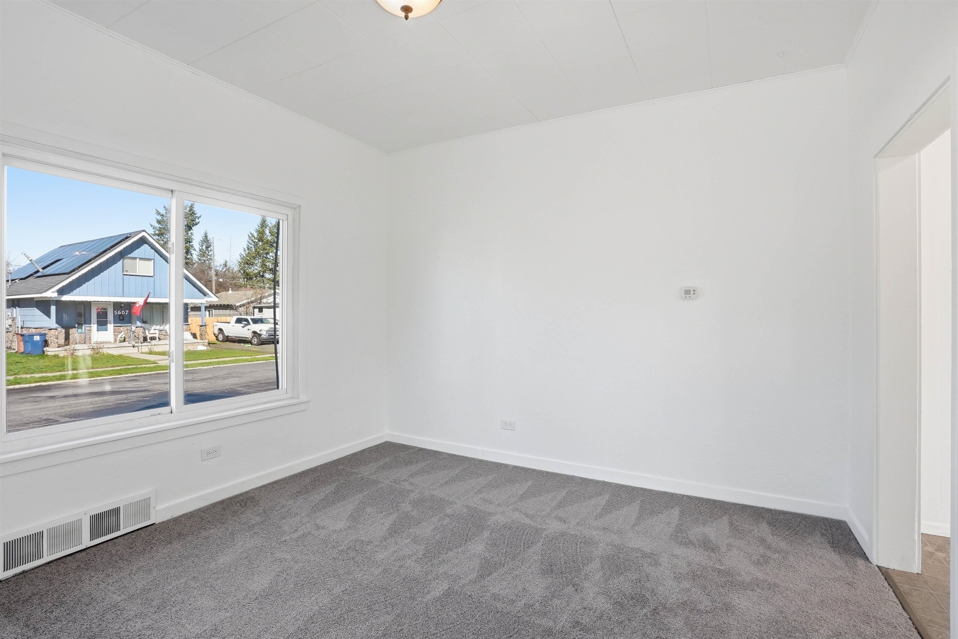 5604 N Regal St - Photo 12