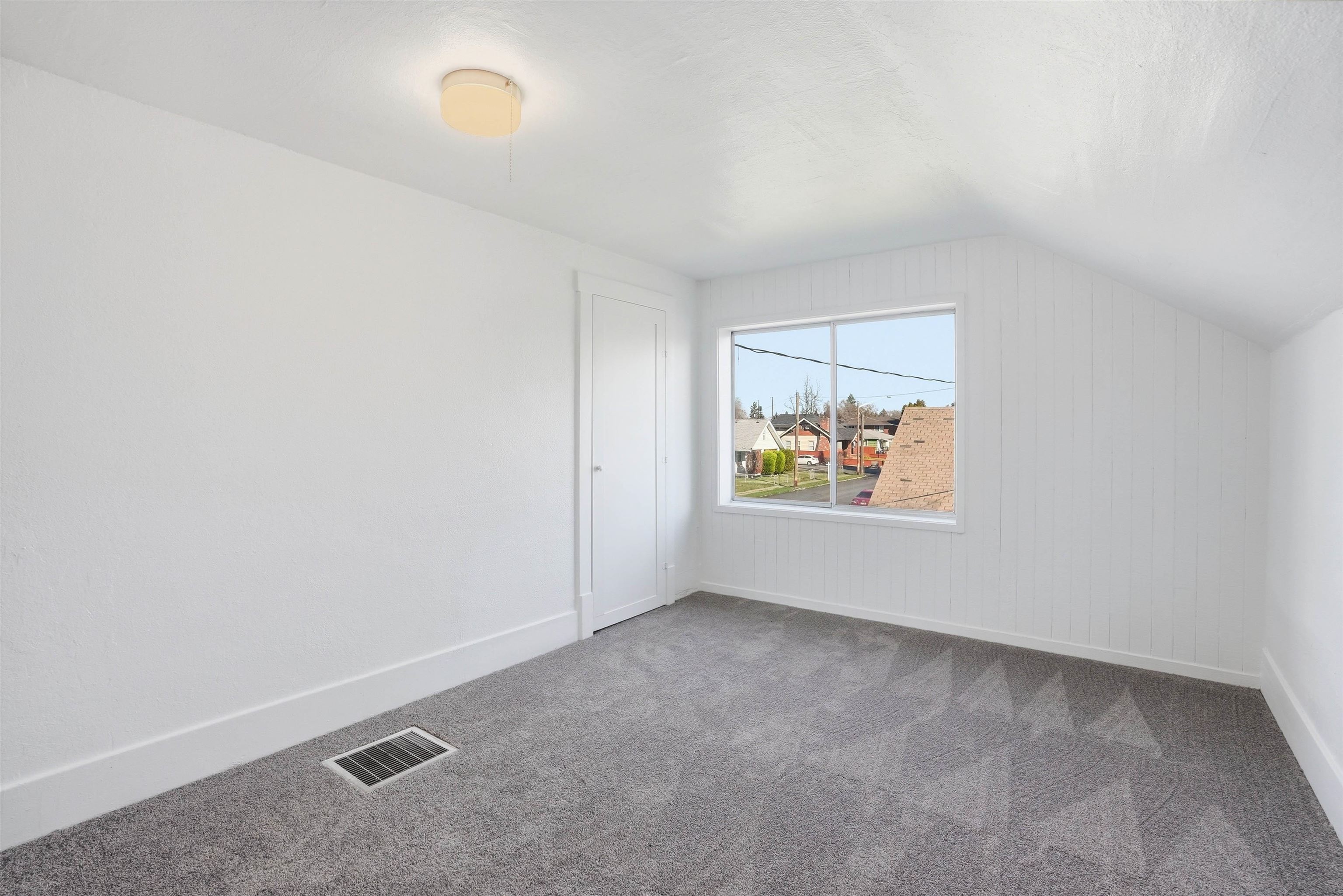 5604 N Regal St - Photo 16
