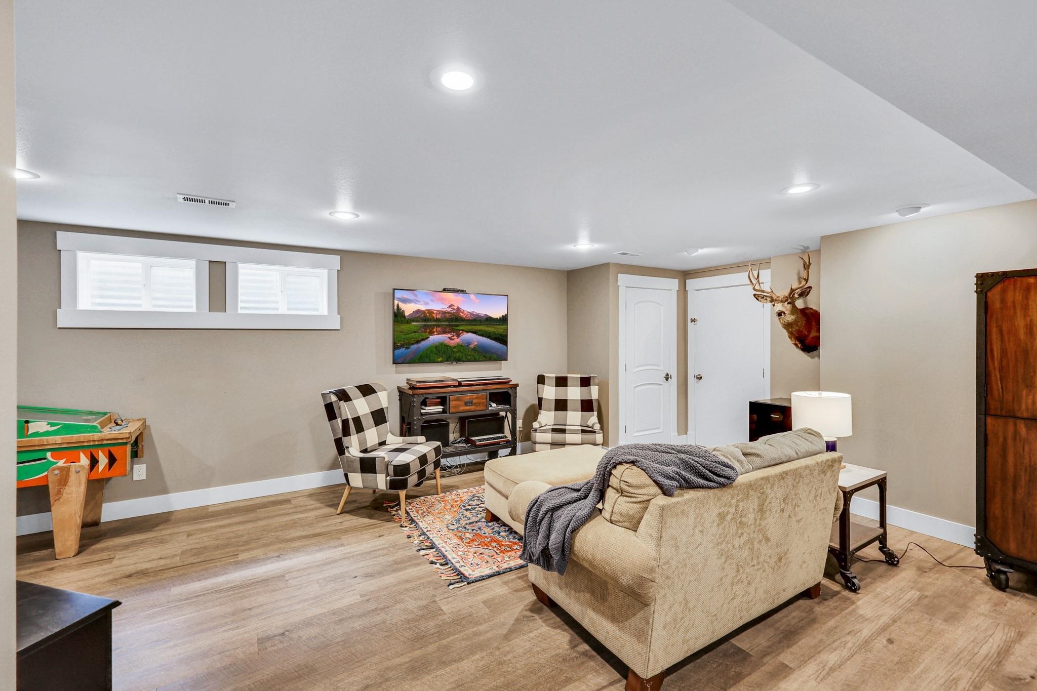 3411 S Best Rd - Photo 44